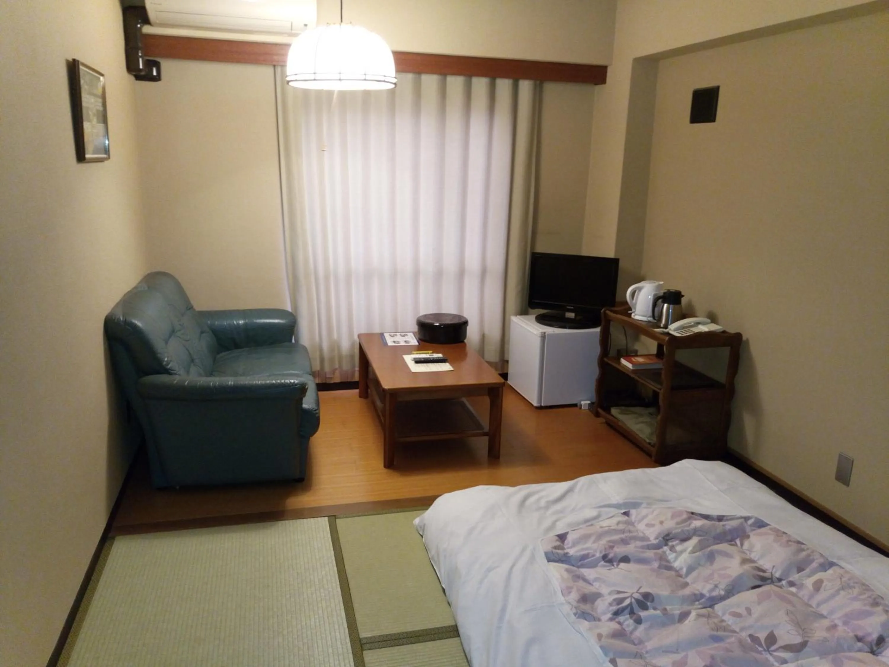 Photo of the whole room, Bed in Hotel Edoya