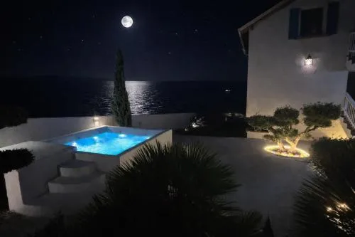 Night in Casa de oro Alma