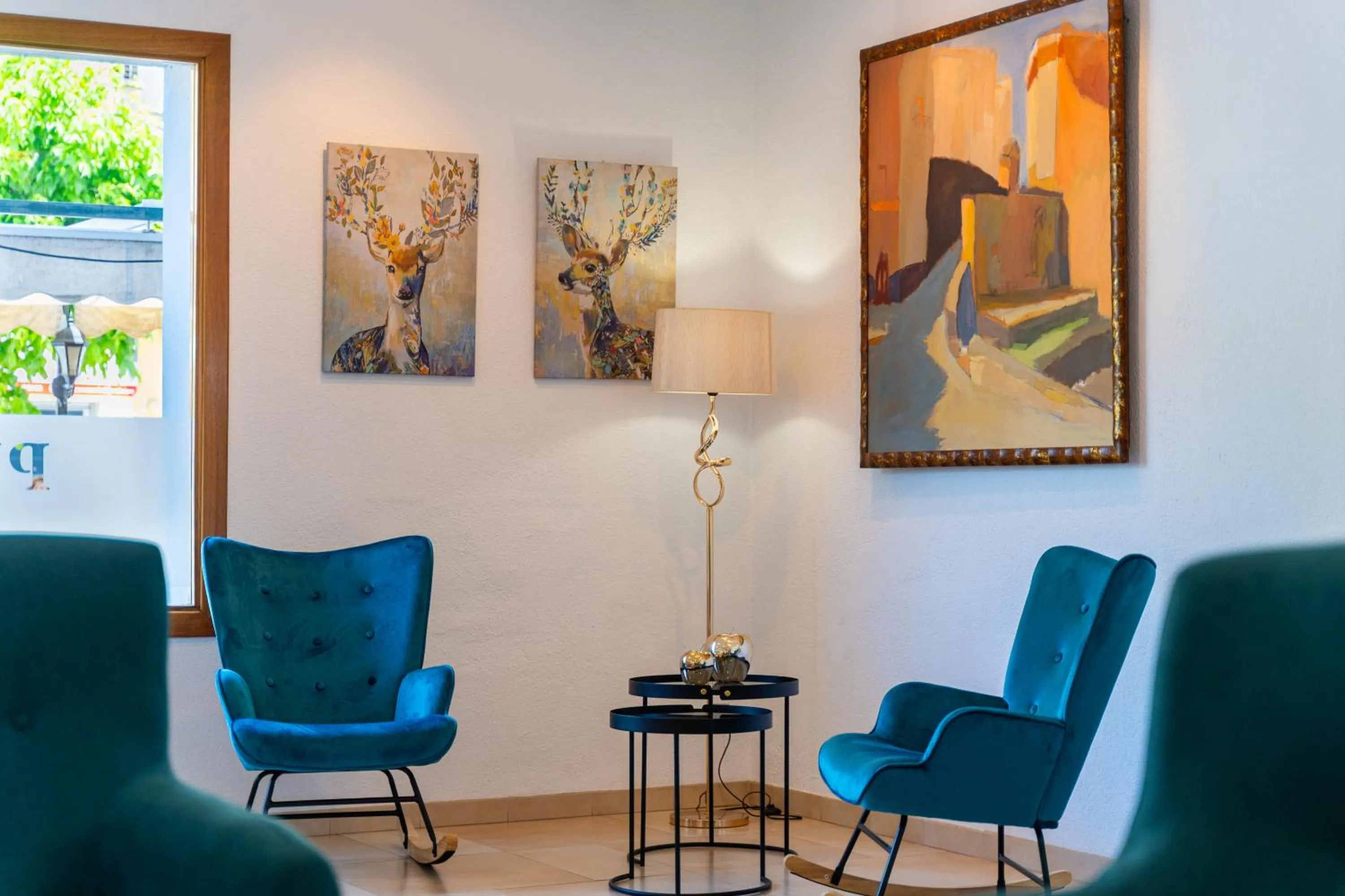 Communal lounge/ TV room in Hotel Puerta de Cazorla