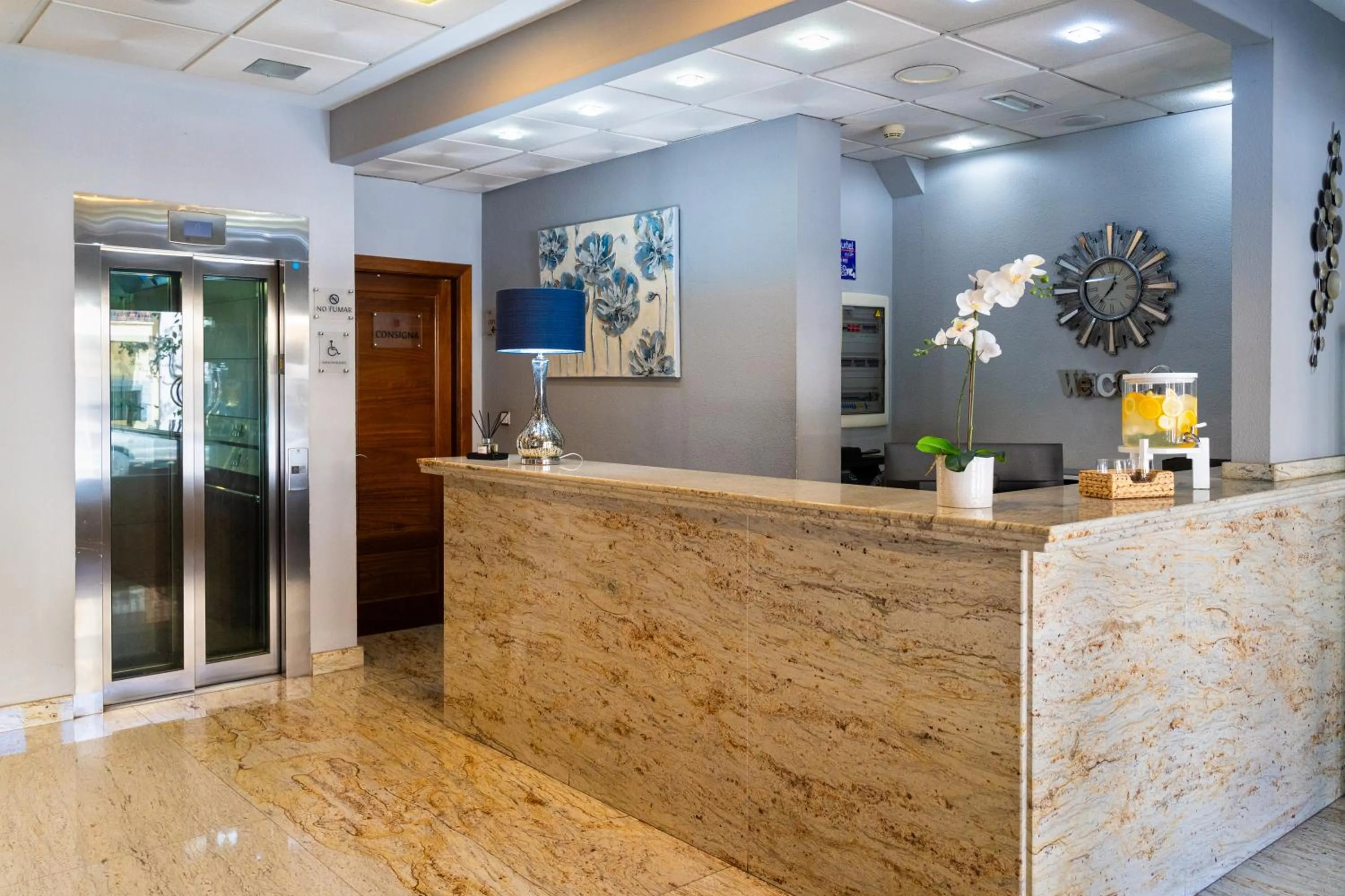 Lobby or reception in Hotel Puerta de Cazorla
