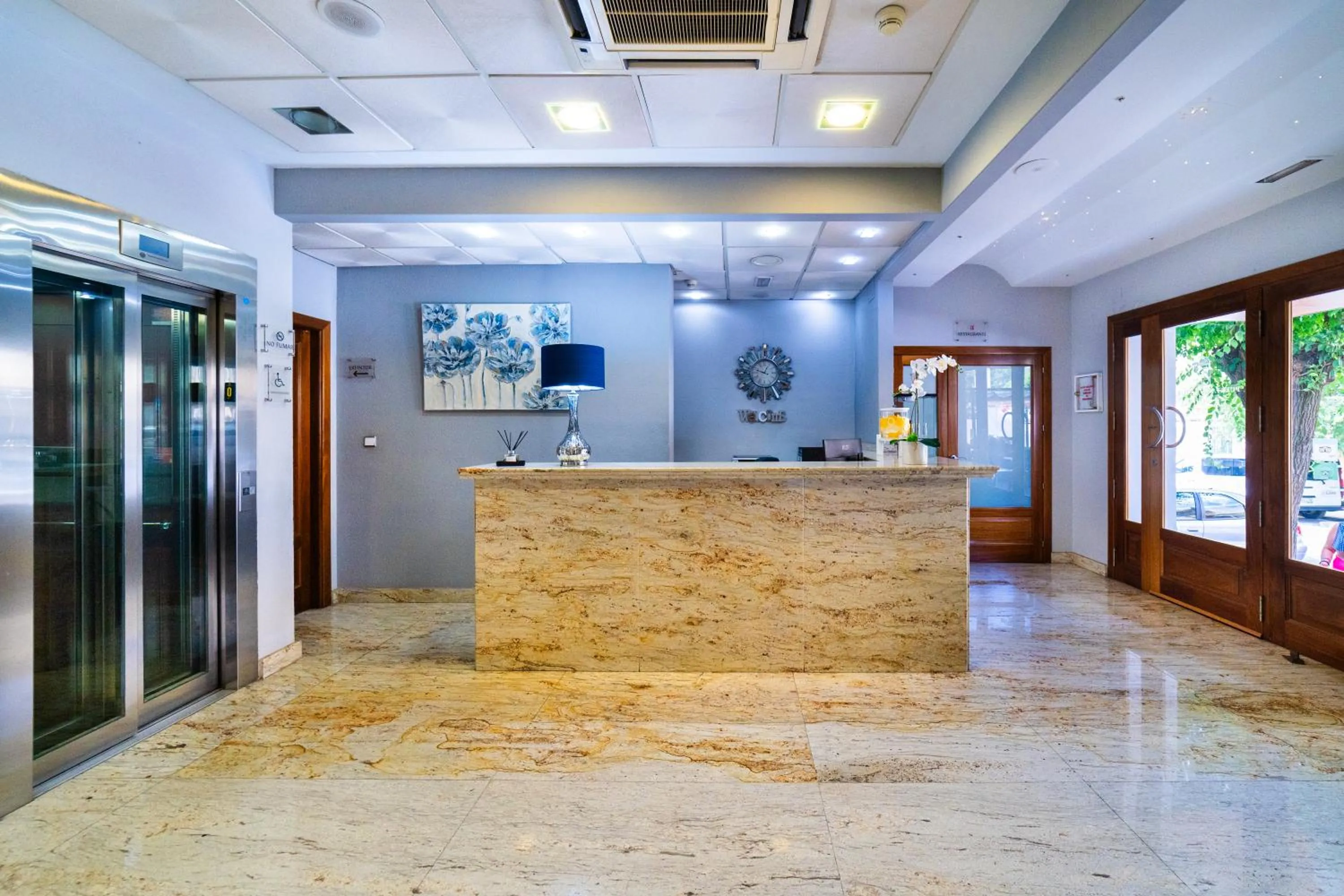 Lobby or reception in Hotel Puerta de Cazorla