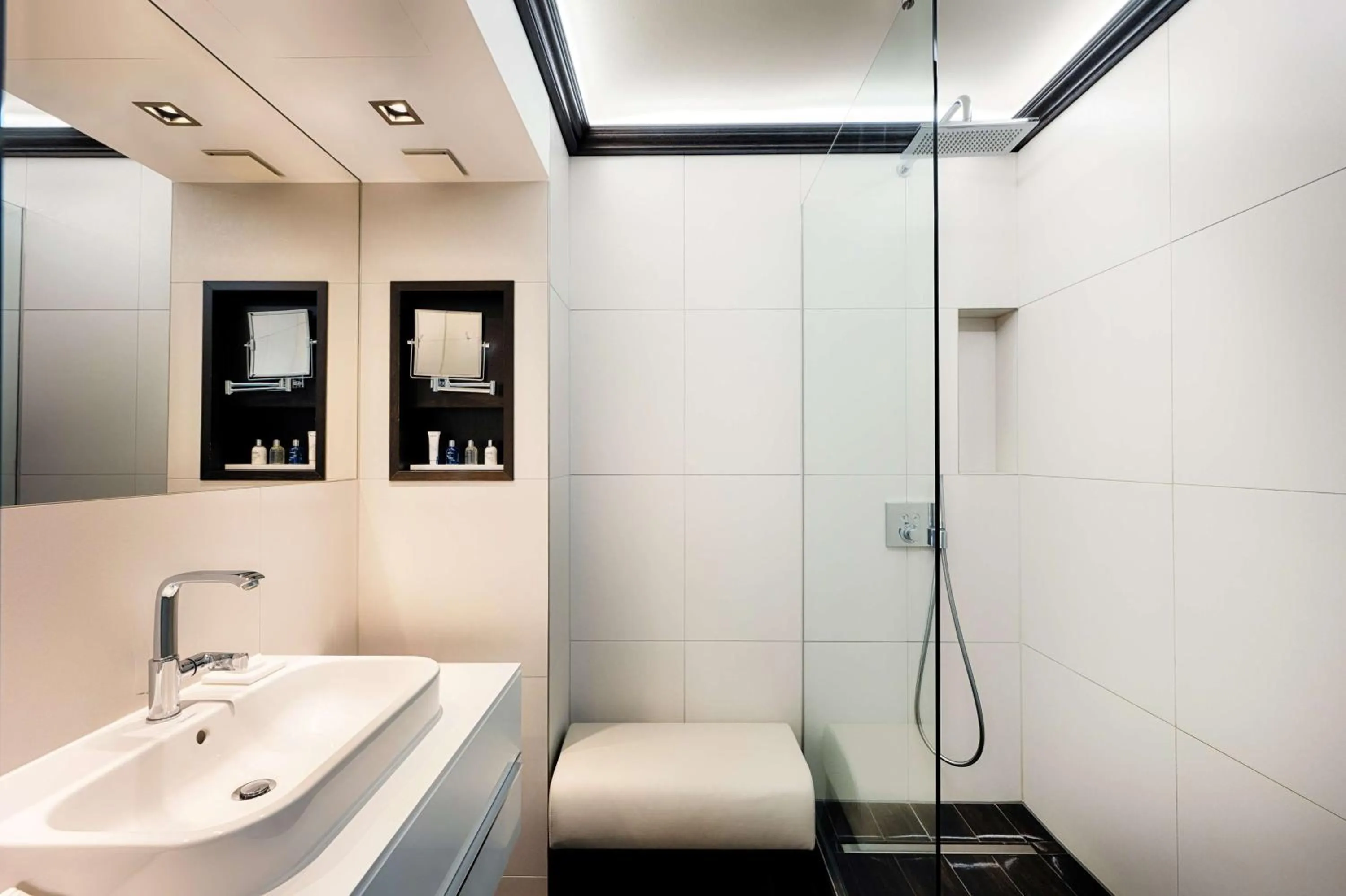 Bathroom in Radisson Blu Senator Hotel, Lübeck