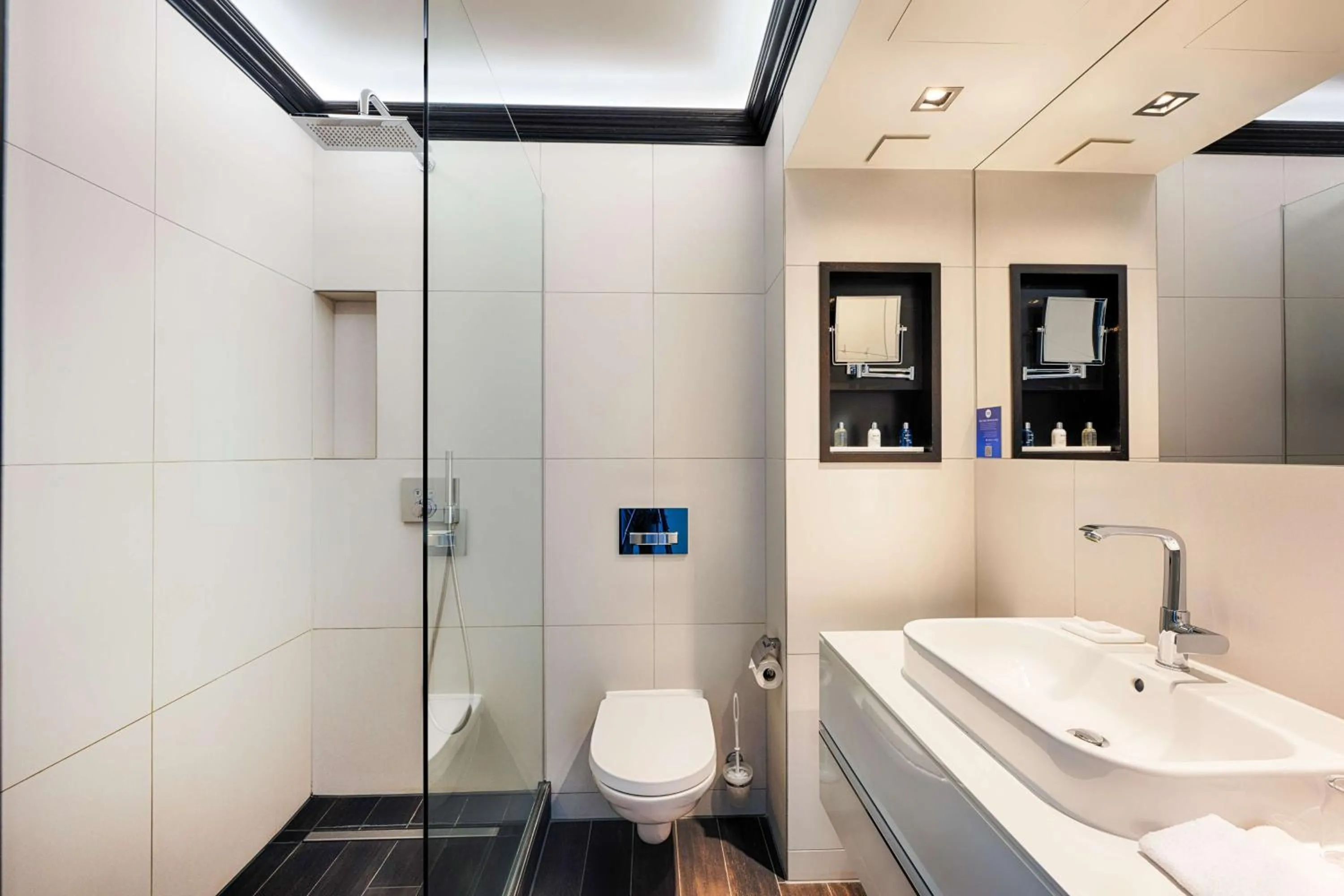 Bathroom in Radisson Blu Senator Hotel, Lübeck