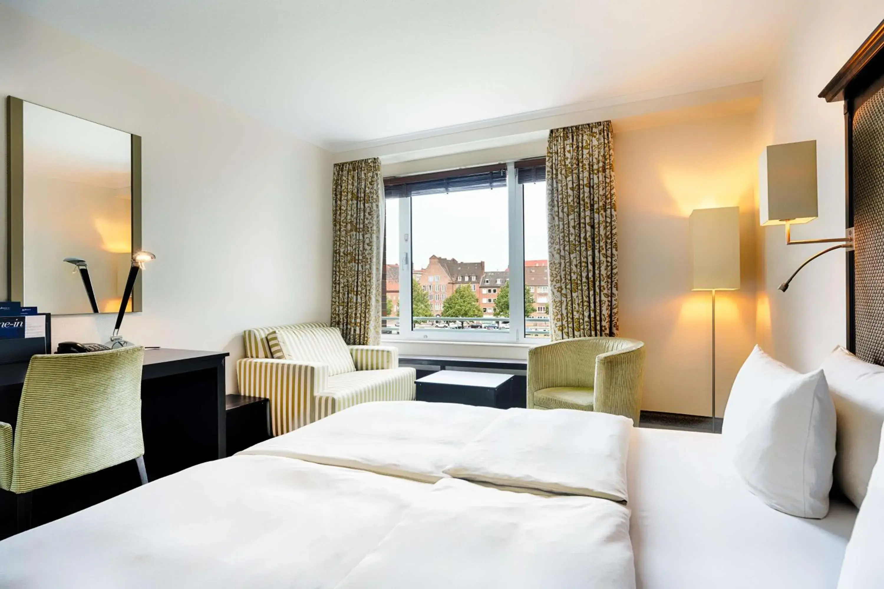 Bedroom, Bed in Radisson Blu Senator Hotel, Lübeck Bedroom, Bed in Radisson Blu Senator Hotel, Lübeck