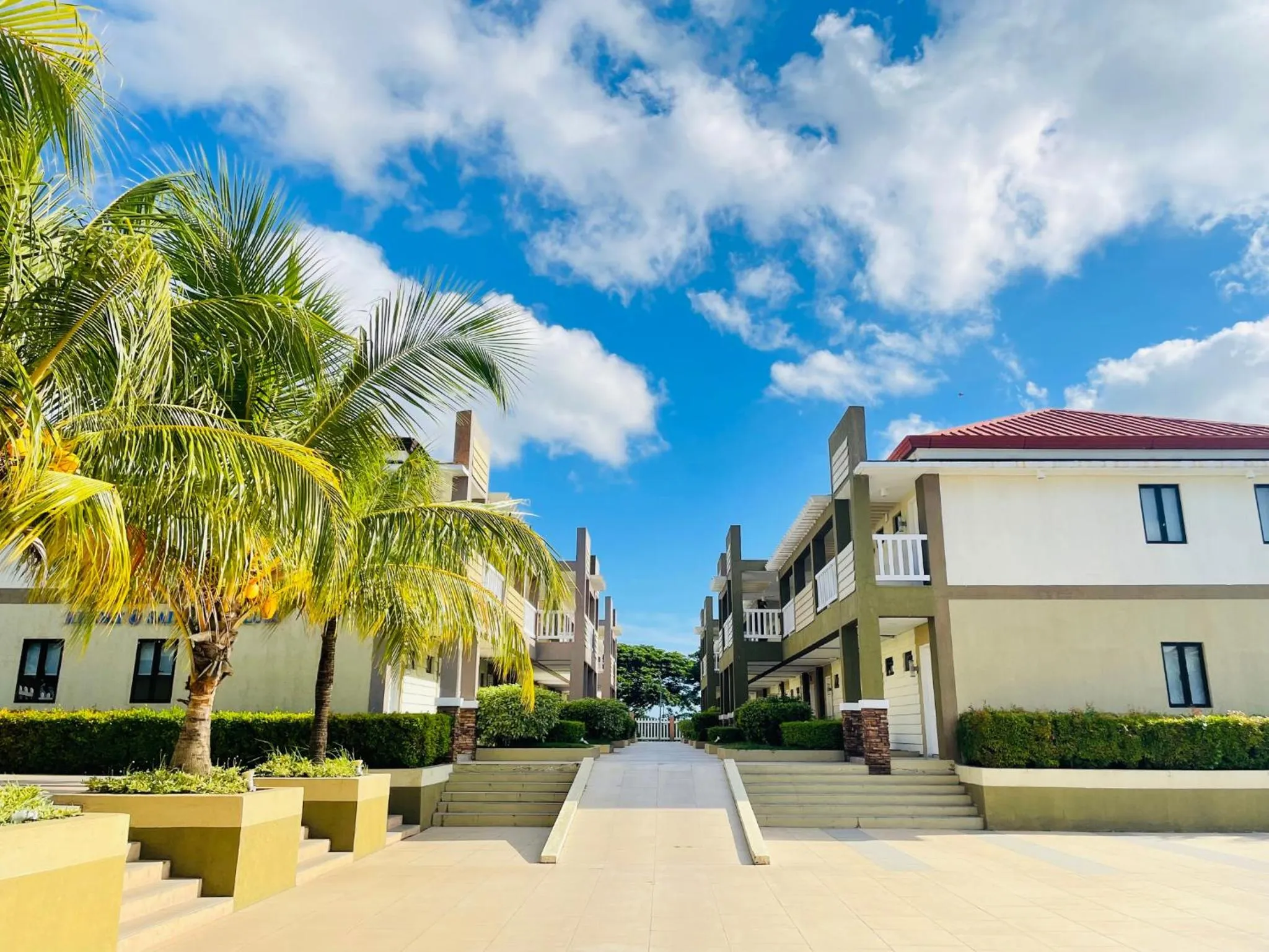 Property building in Aquamira Hotel & Resort