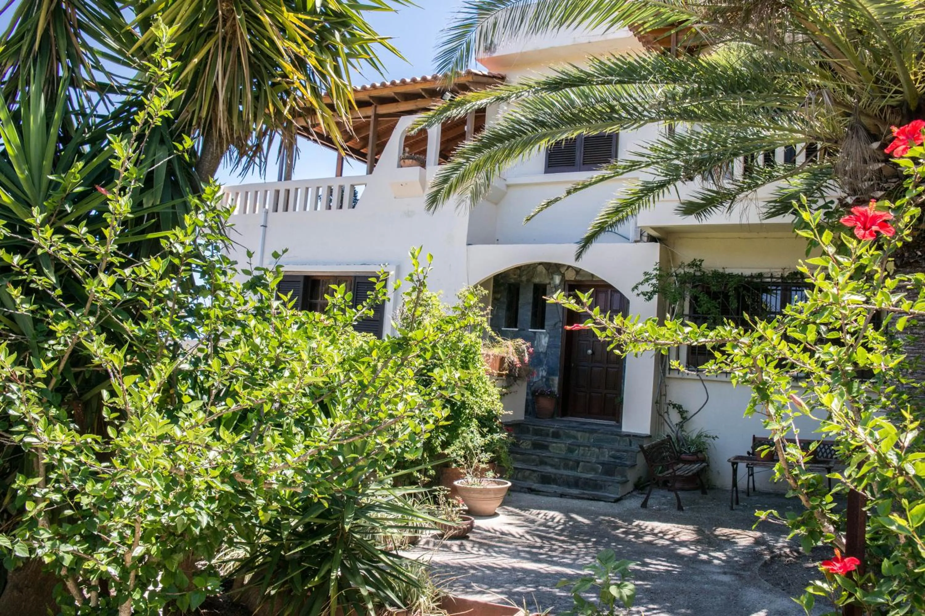 Property building in Alexandra Villa Stalos