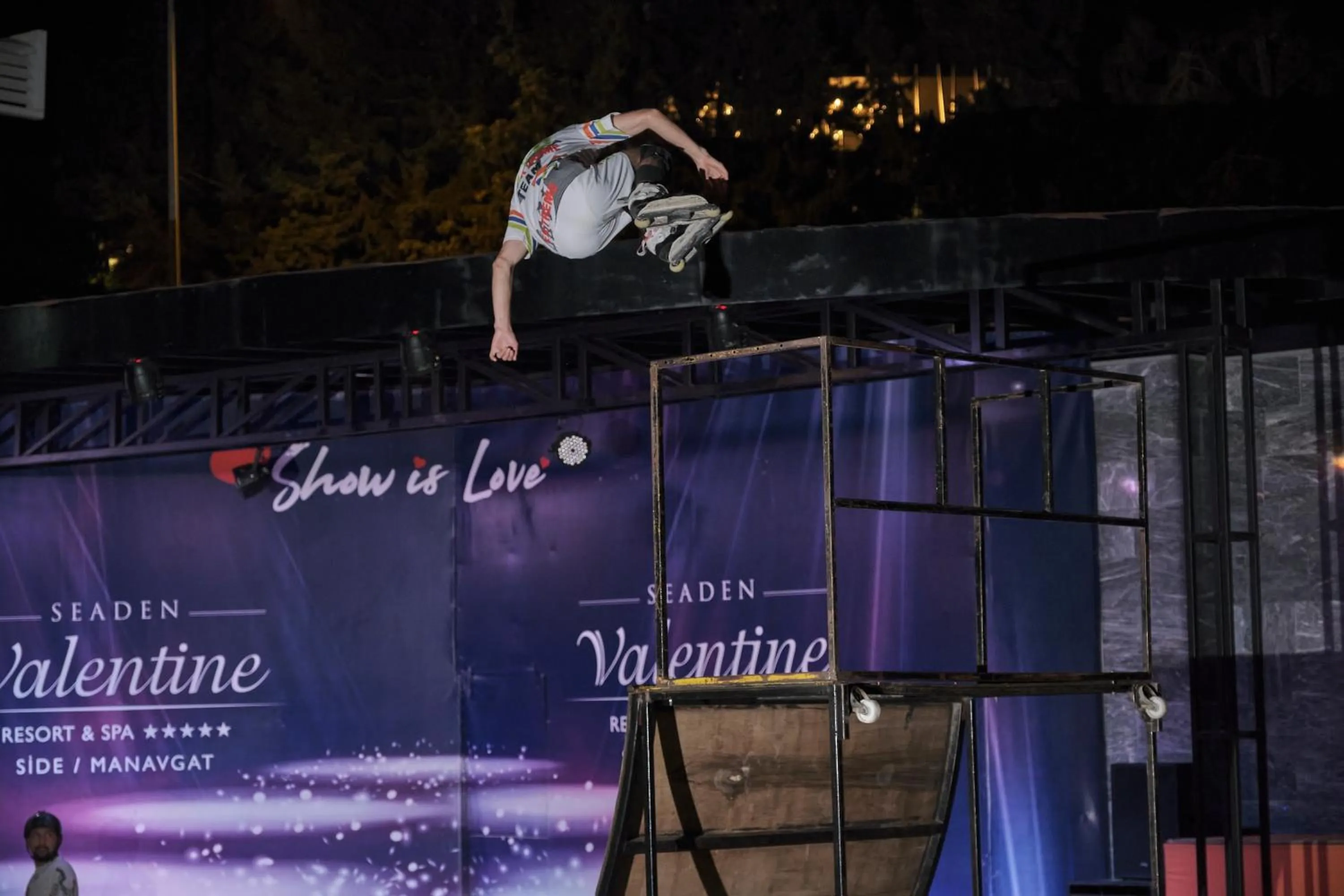 Evening entertainment in Seaden Valentine Resort & Spa