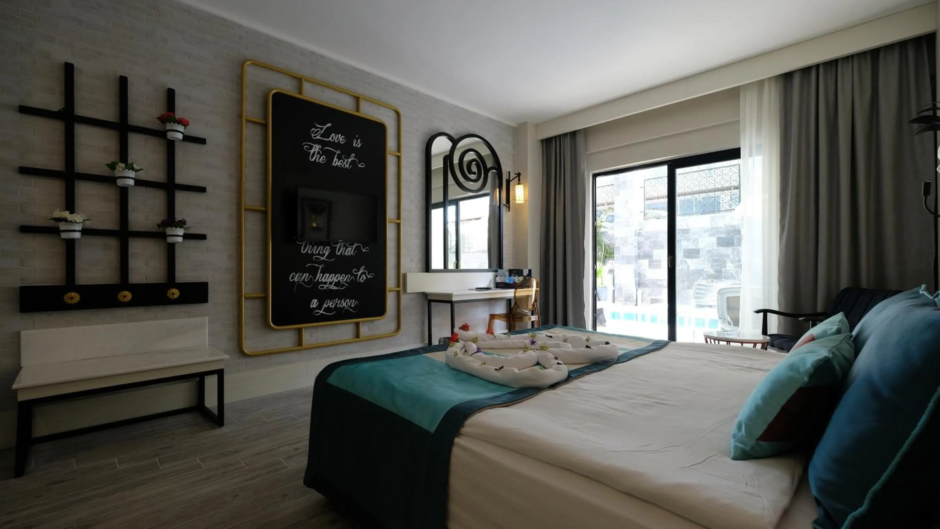 Bed in Seaden Valentine Resort & Spa