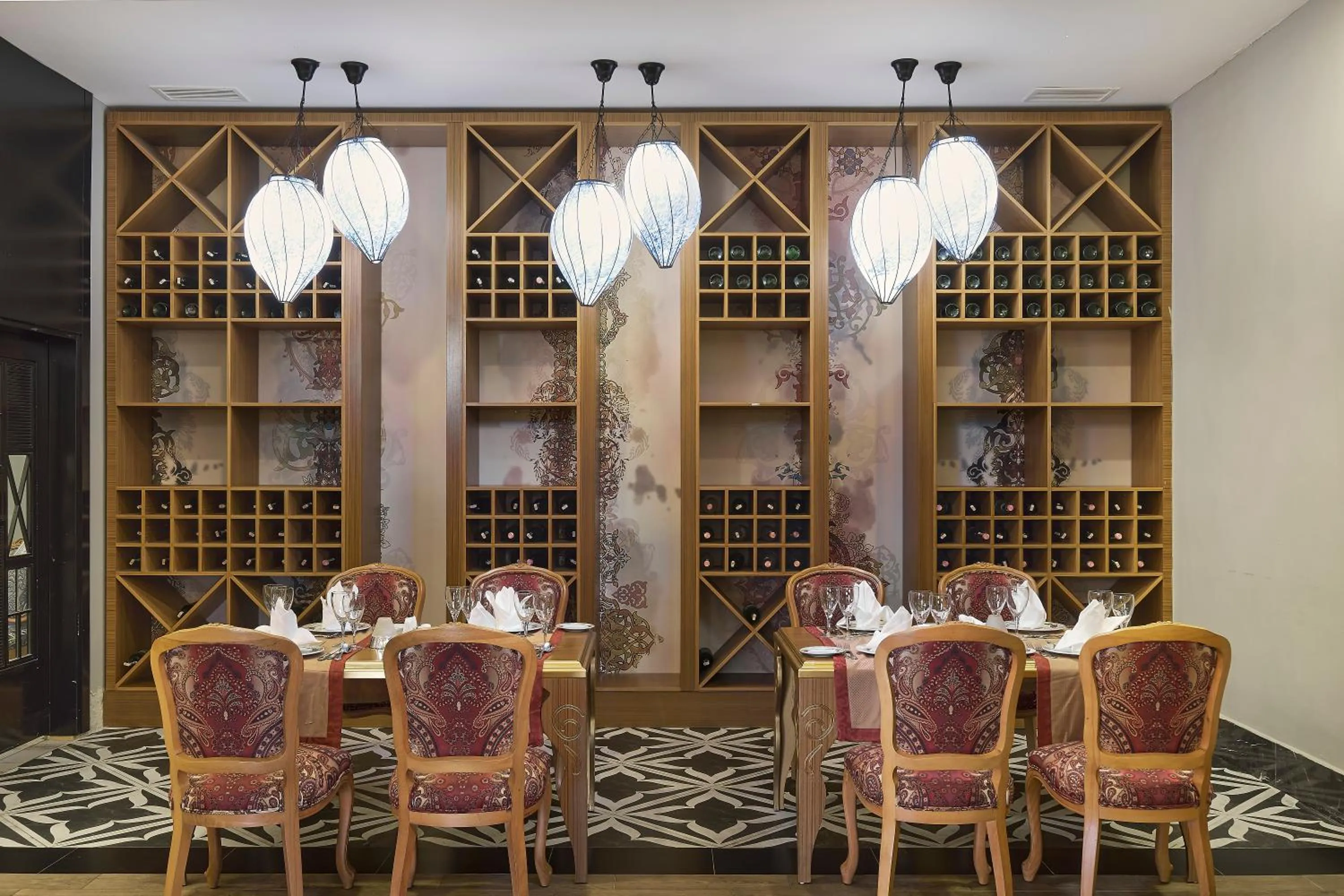 Food and drinks in Seaden Valentine Resort & Spa