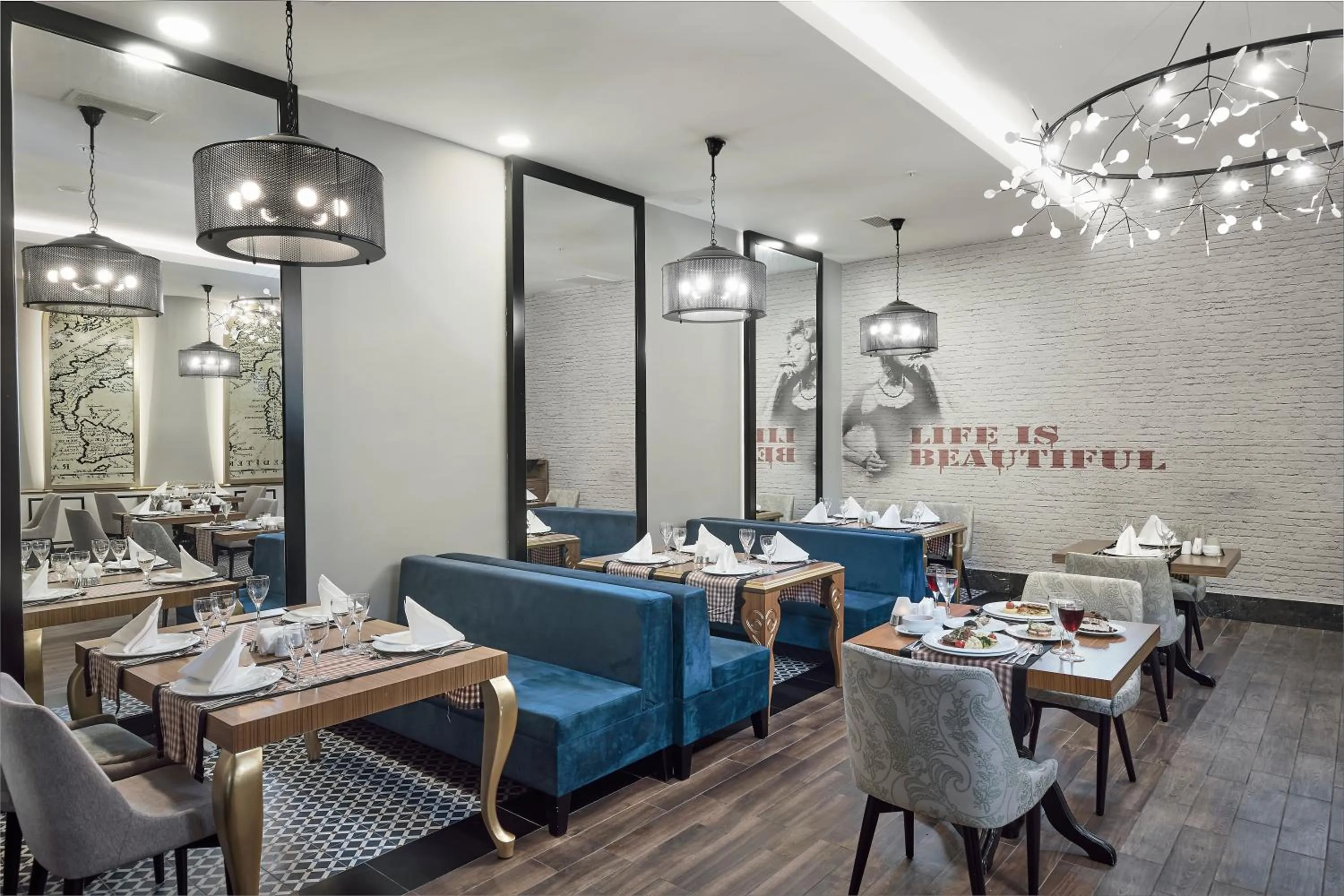 Restaurant/places to eat in Seaden Valentine Resort & Spa