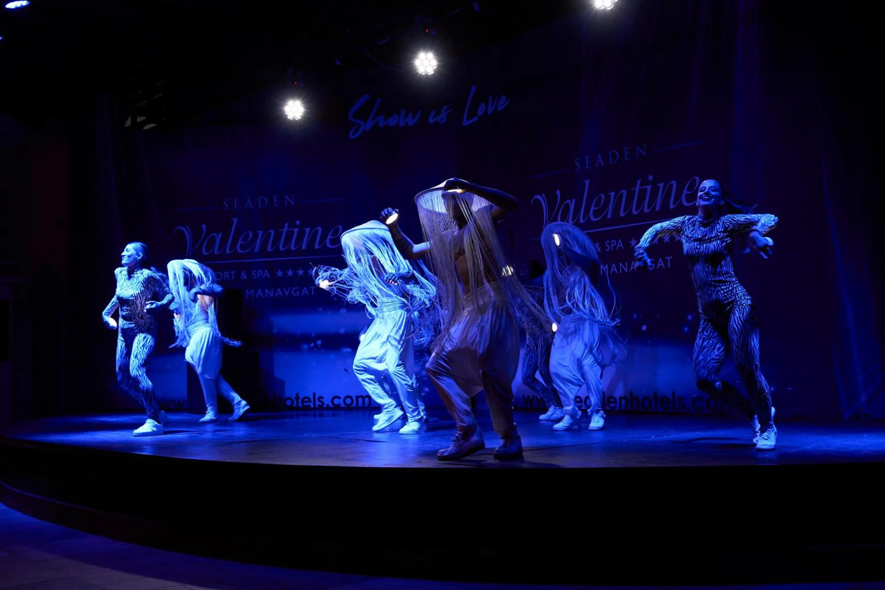 Entertainment in Seaden Valentine Resort & Spa