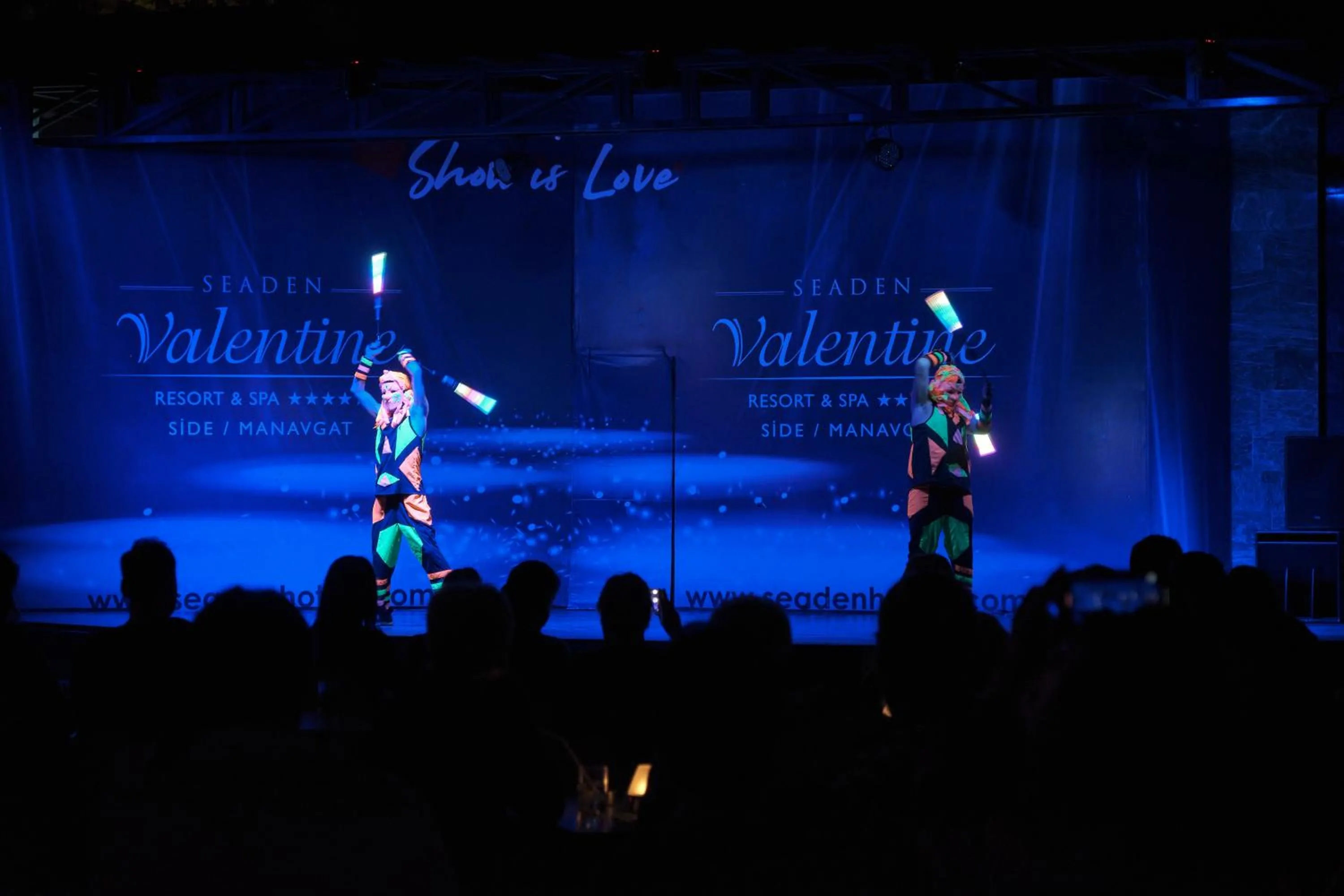 Evening entertainment in Seaden Valentine Resort & Spa