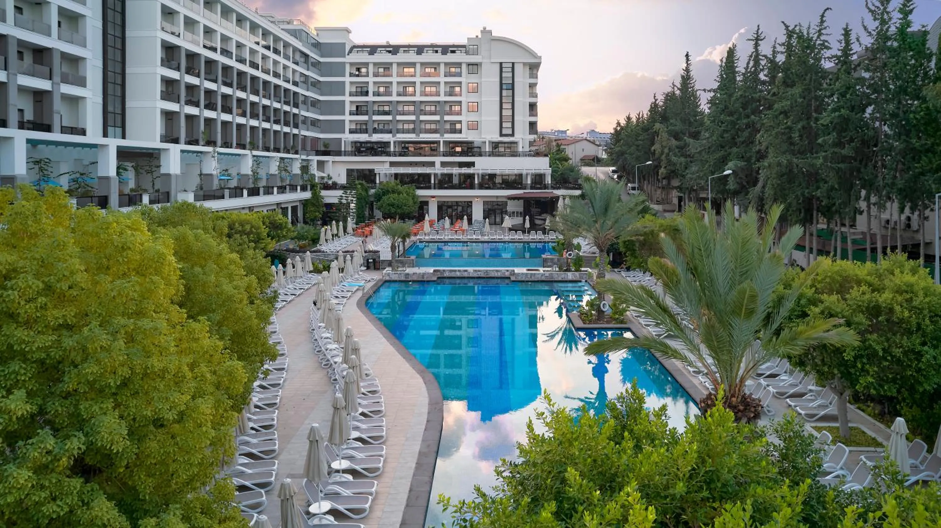 Property building in Seaden Valentine Resort & Spa