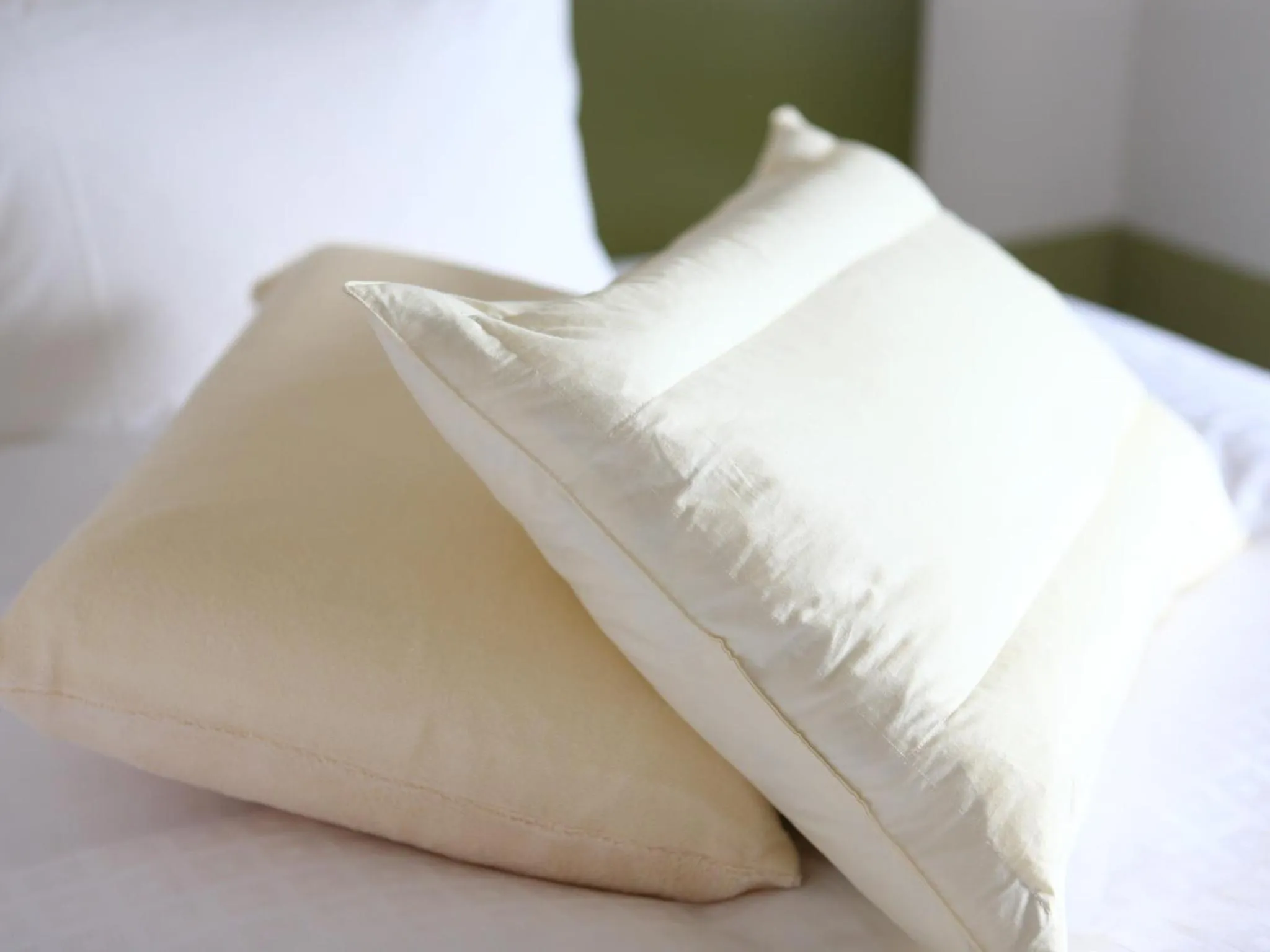 Decorative detail, Bed in Hotel Wing International Select Ueno Okachimachi