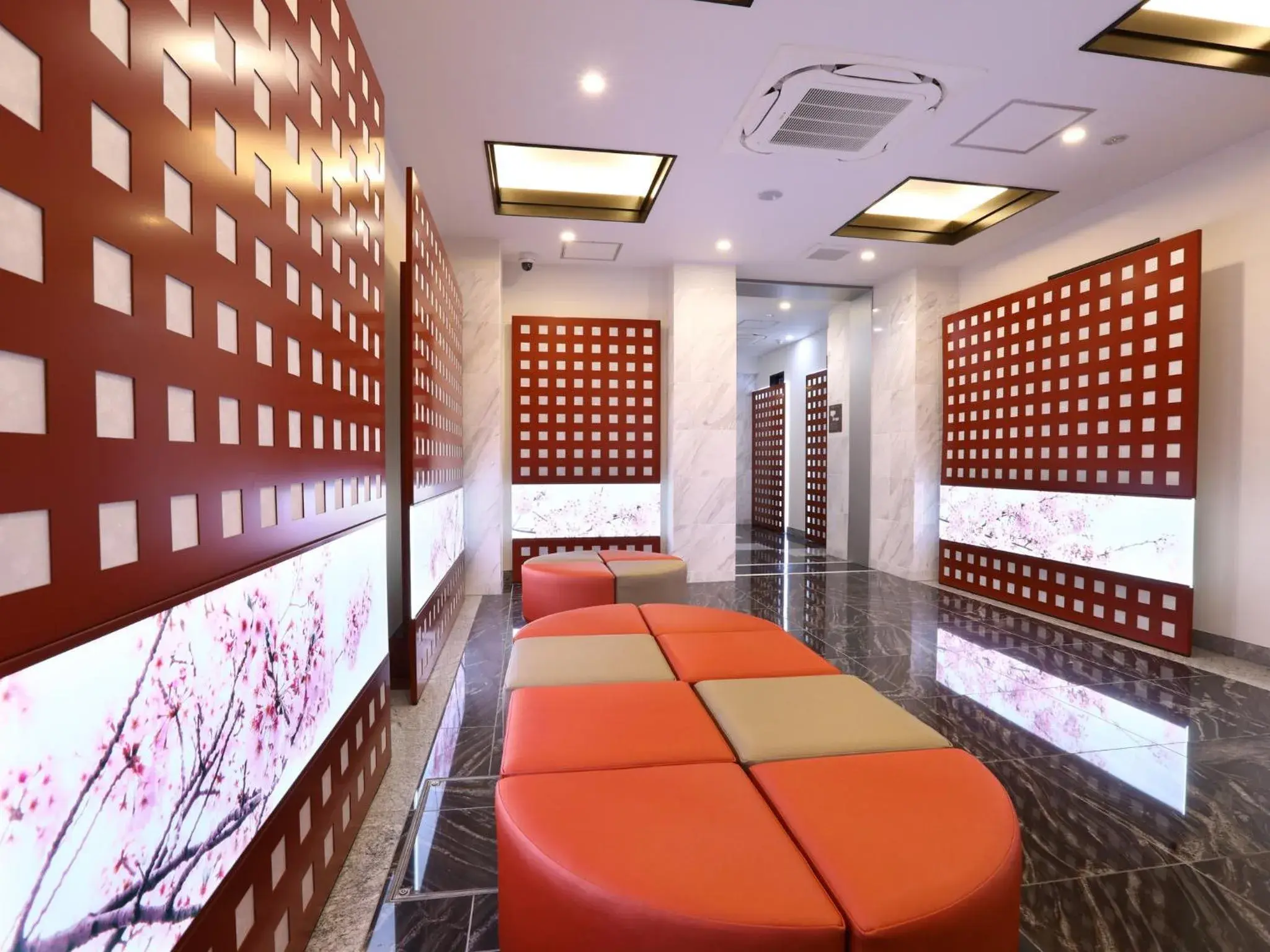 Lobby or reception in Hotel Wing International Select Ueno Okachimachi Lobby or reception in Hotel Wing International Select Ueno Okachimachi