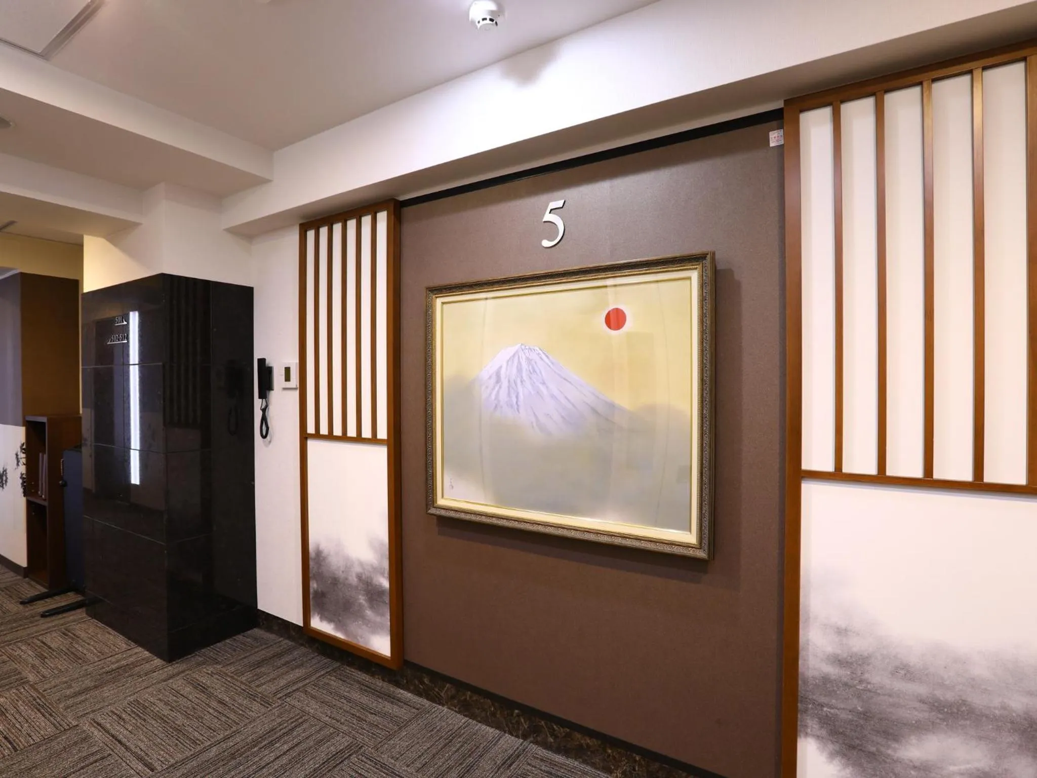 Decorative detail in Hotel Wing International Select Ueno Okachimachi