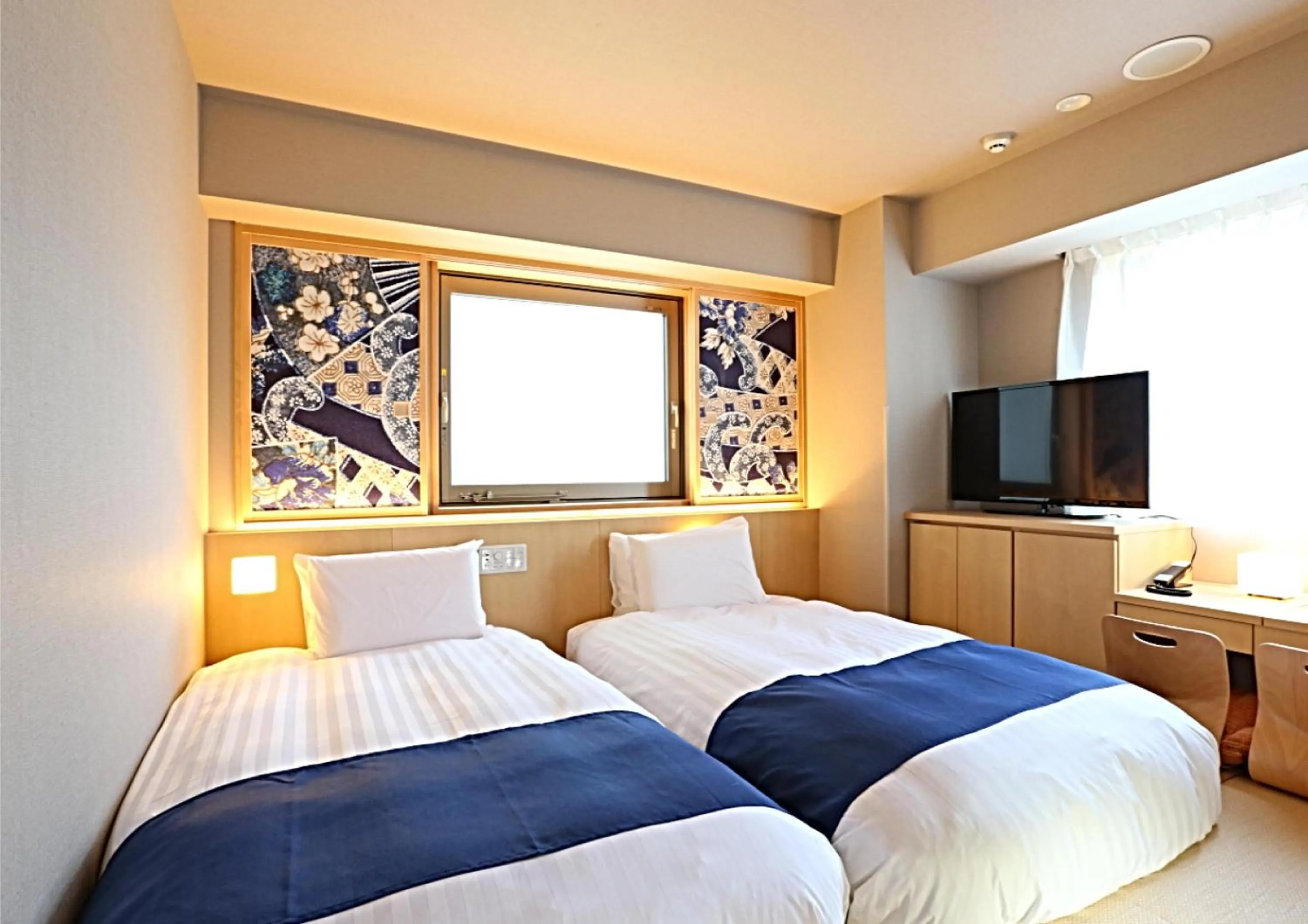 Photo of the whole room, Bed in Hotel Wing International Premium Kanazawa Ekimae