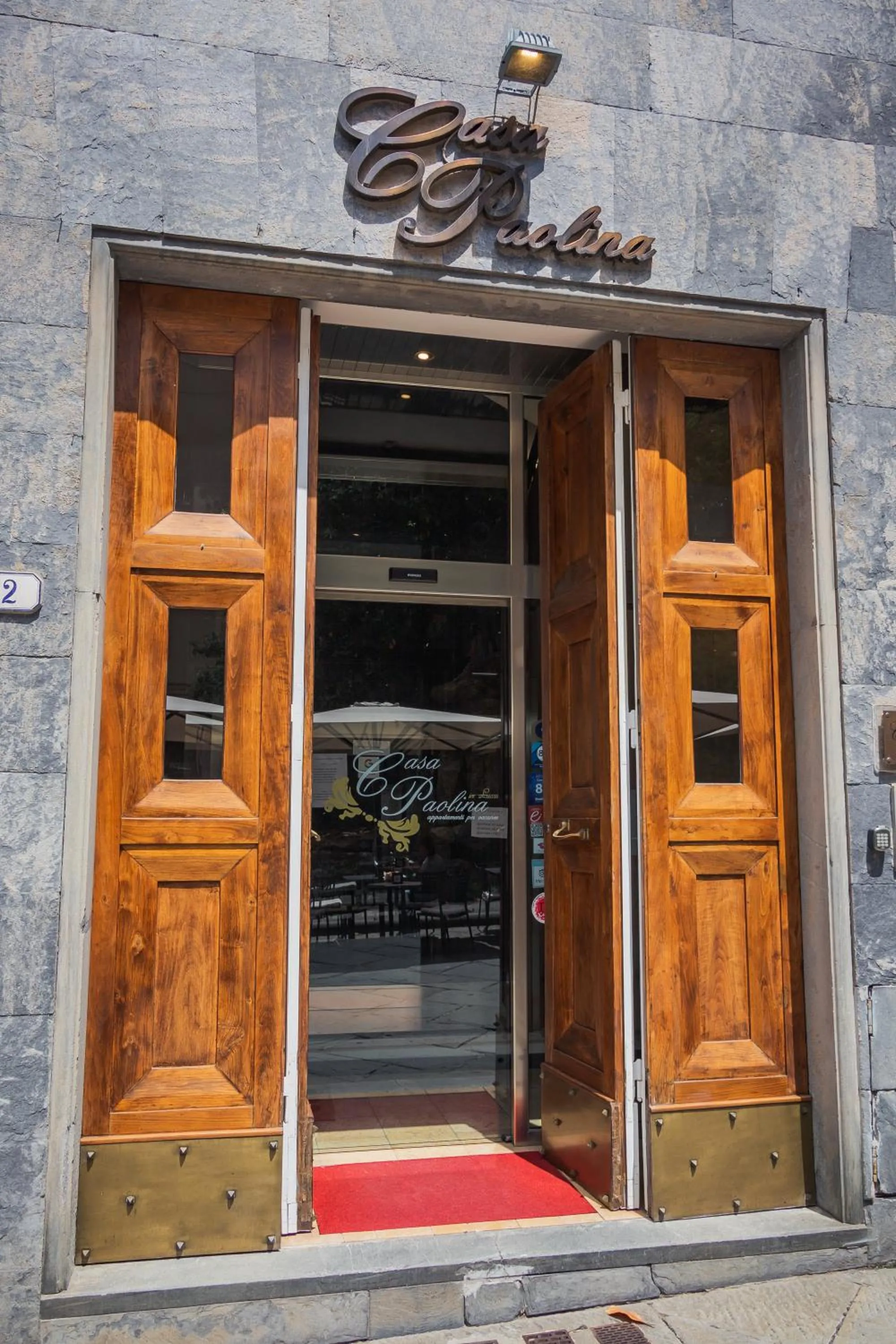 Facade/entrance in Casa Paolina