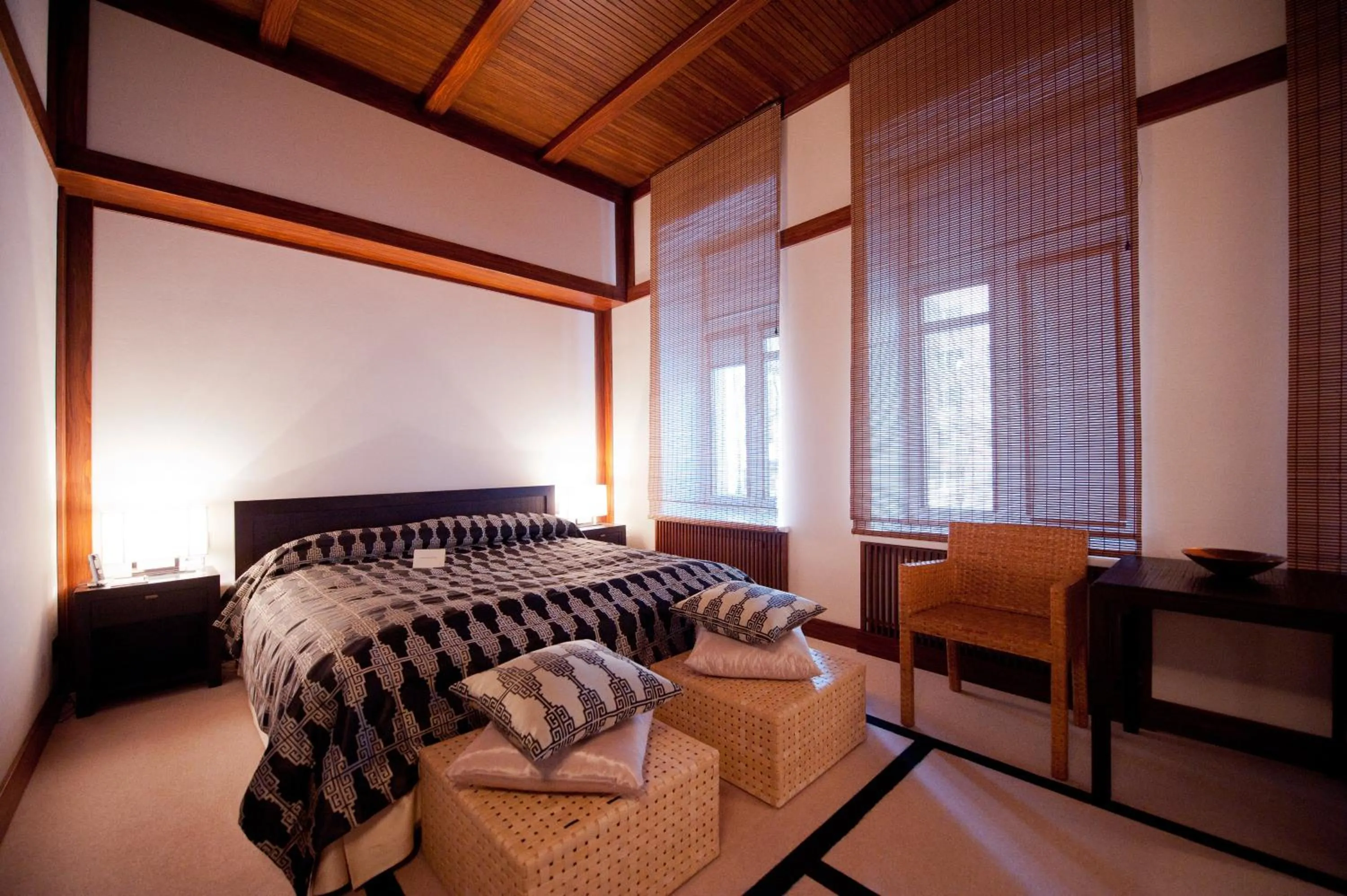 Photo of the whole room, Bed in Opera Hotel - The Leading Hotels of the World