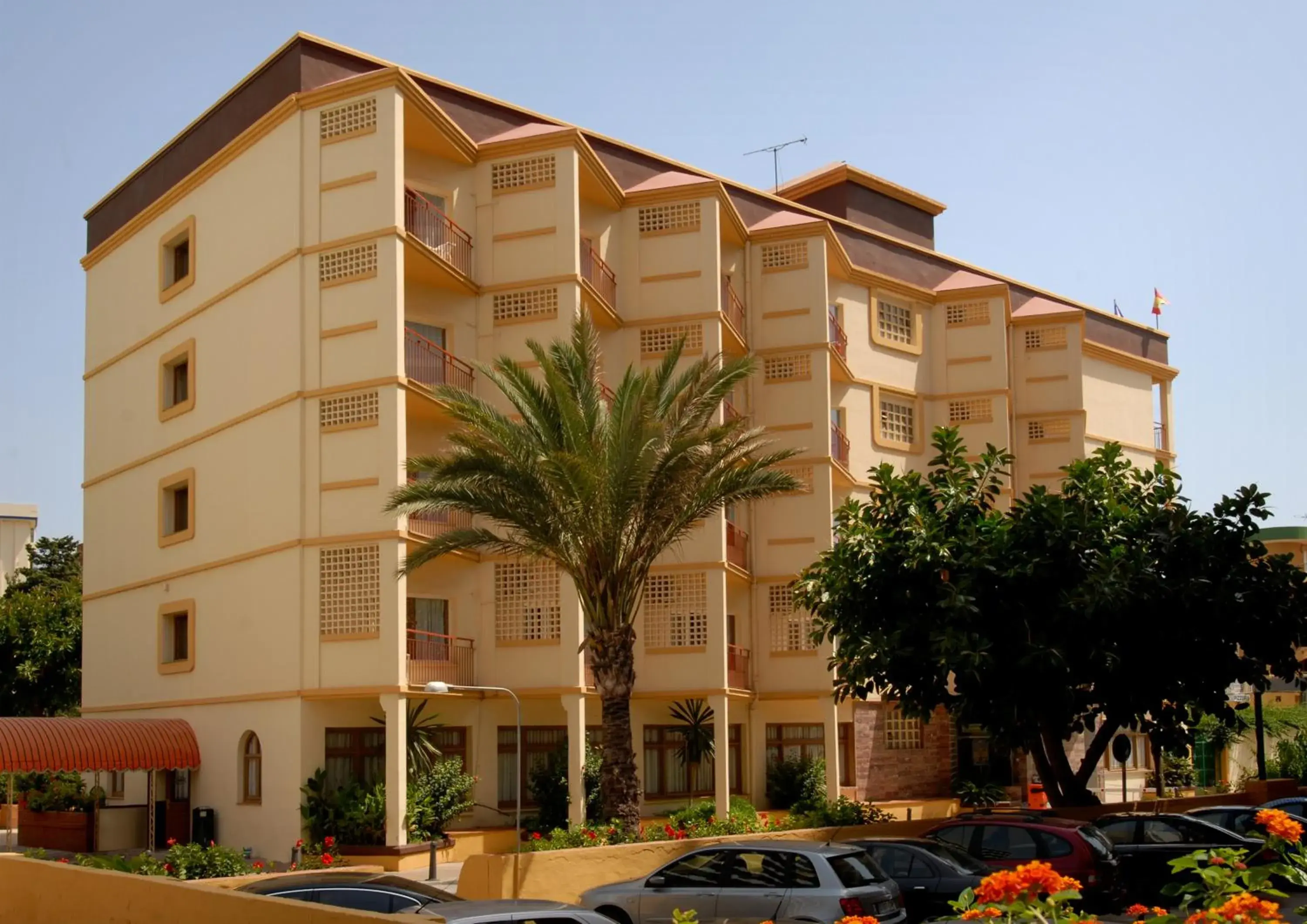 Property building in Hotel Monarque Cendrillón Property building in Hotel Monarque Cendrillón