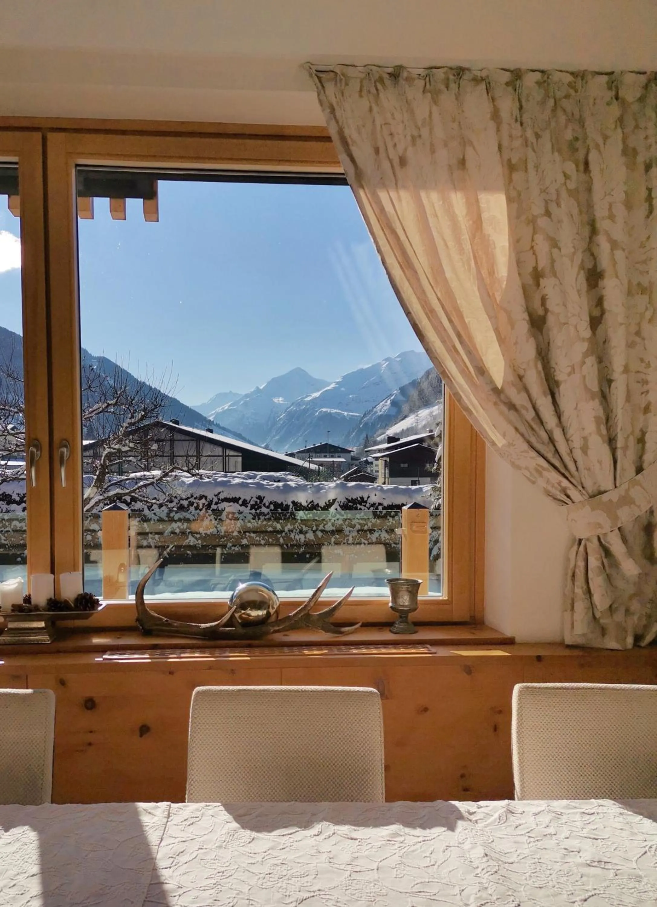 Mountain view in Hotel Alpina