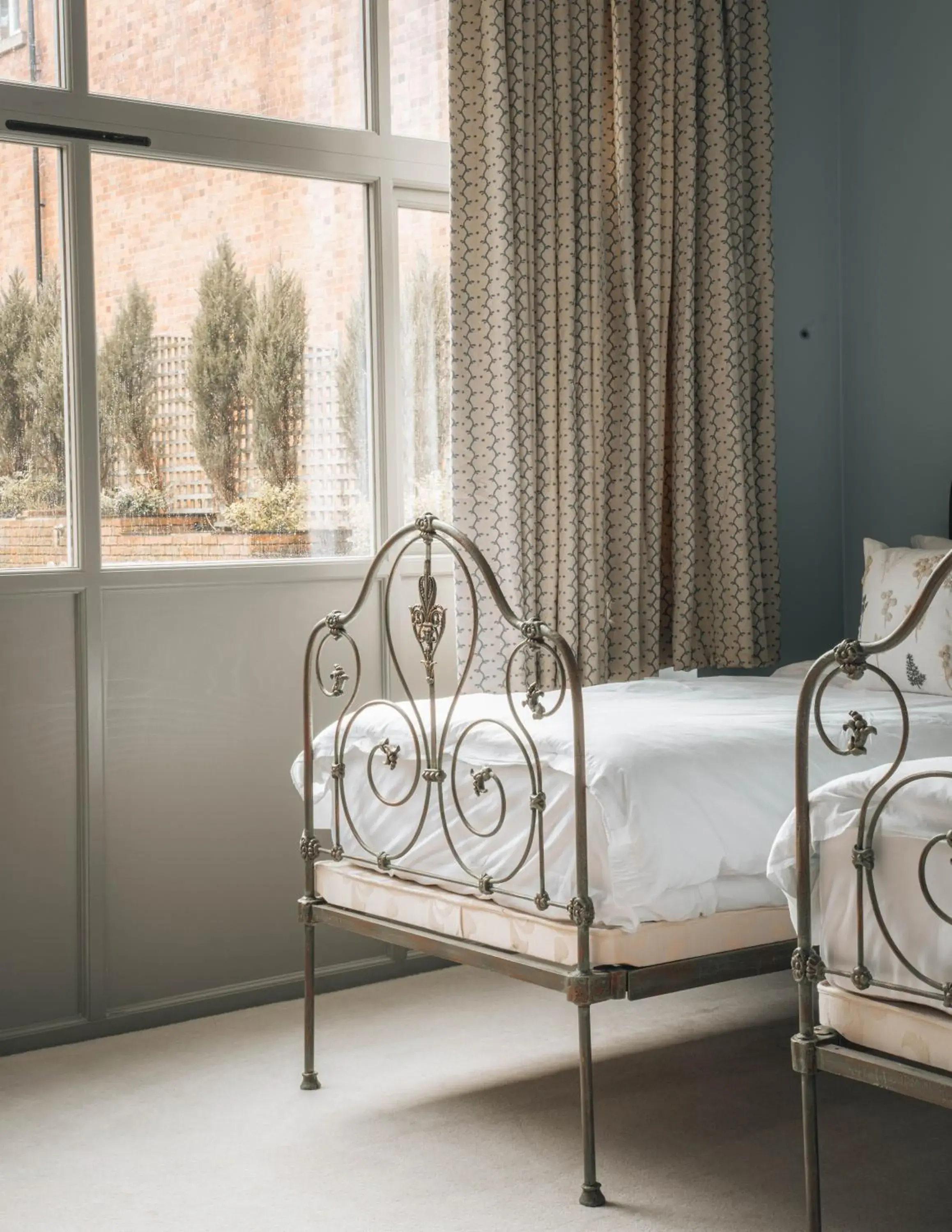 Bed in Palé Hall Bed in Palé Hall