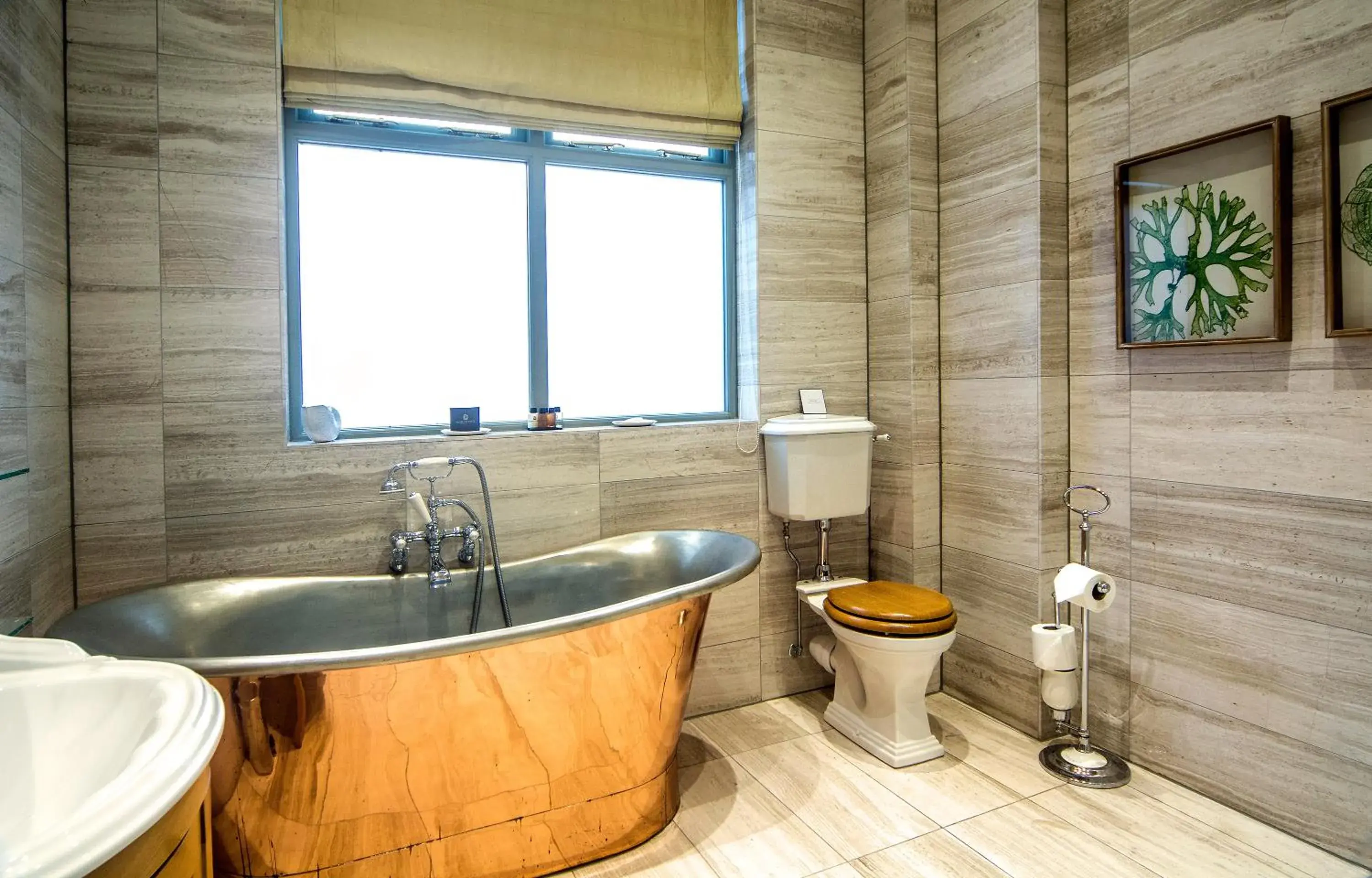 Bathroom in Palé Hall Bathroom in Palé Hall