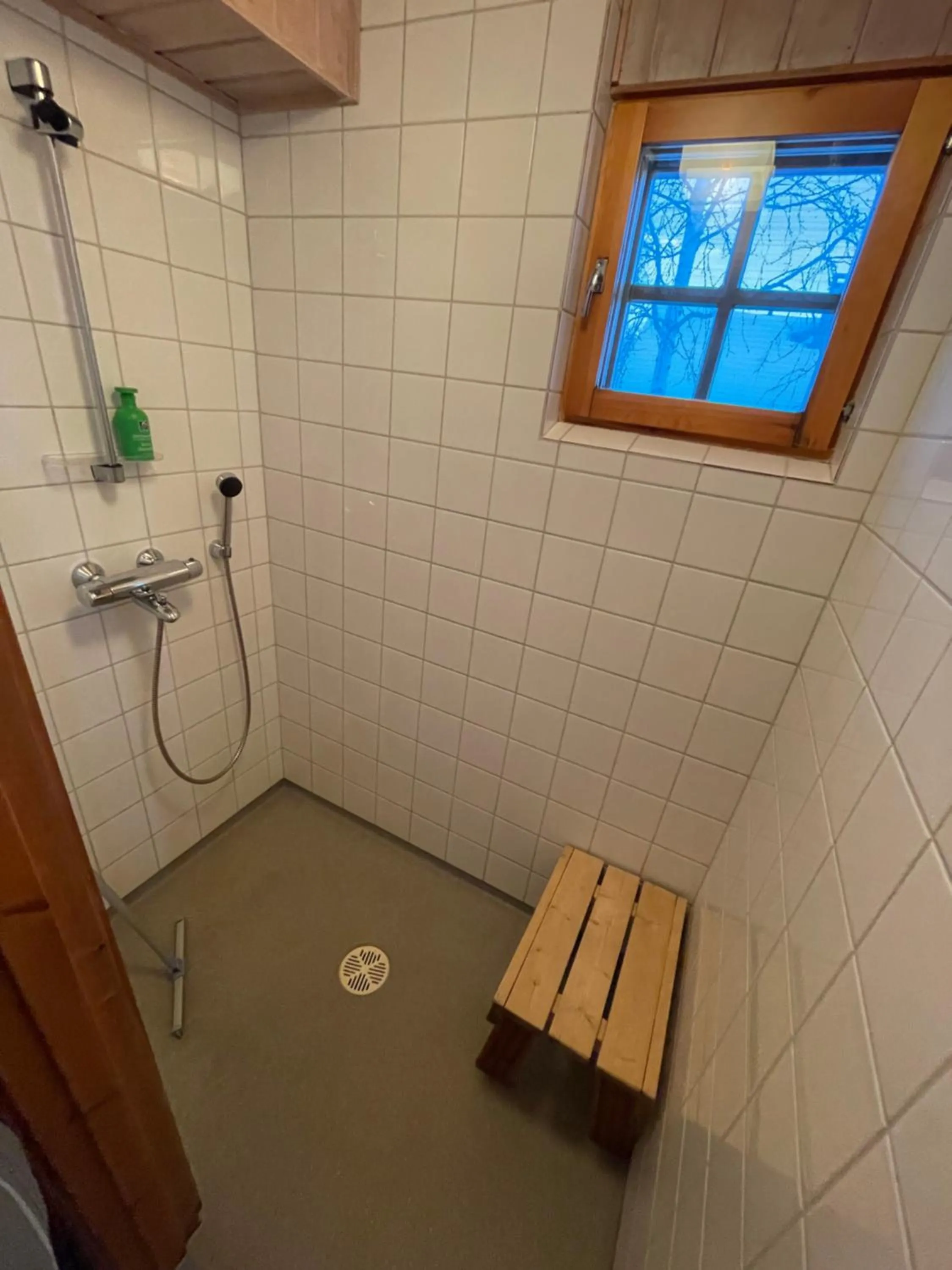 Bathroom in Youth Center Vasatokka