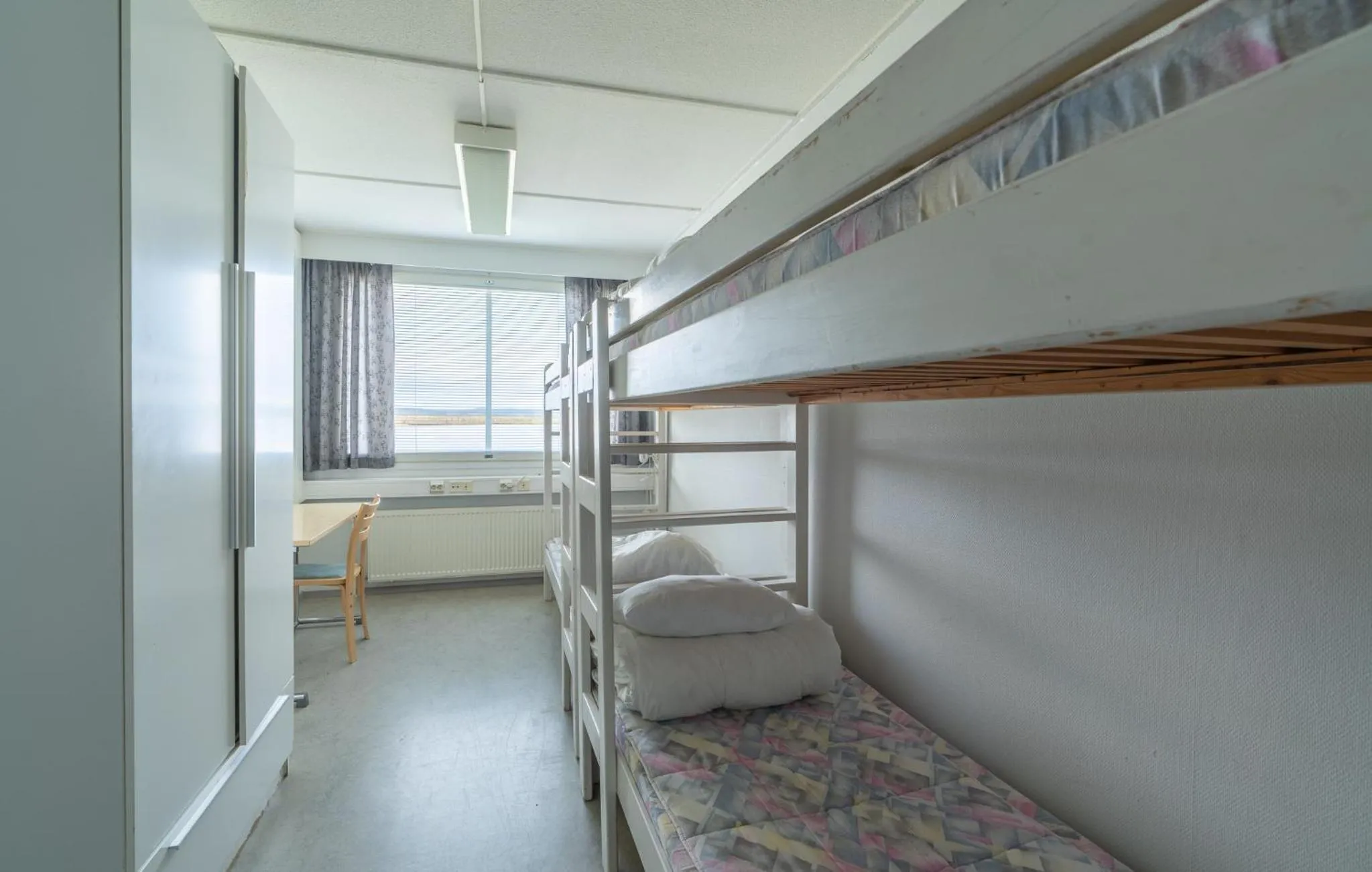 bunk bed, Bed in Youth Center Vasatokka