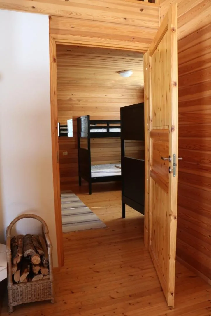 bunk bed, Bed in Youth Center Vasatokka
