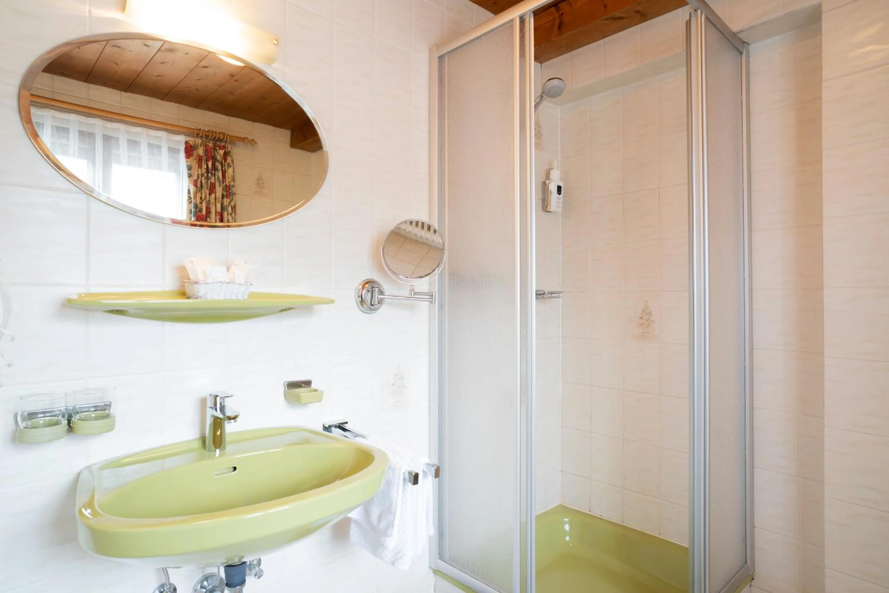 Shower in Beauty & Wellness Hotel Tirolerhof