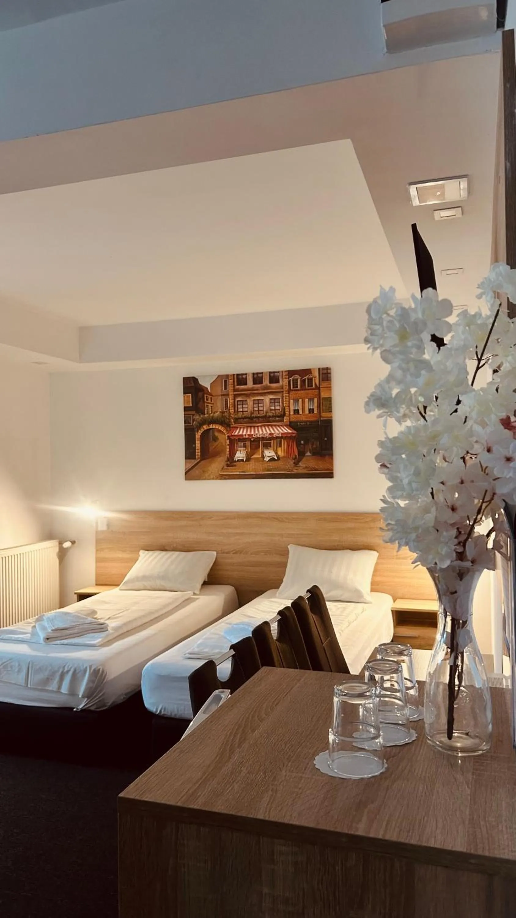 Facility for disabled guests, Bed in Öreg-tó Hotel és Rendezvénytér