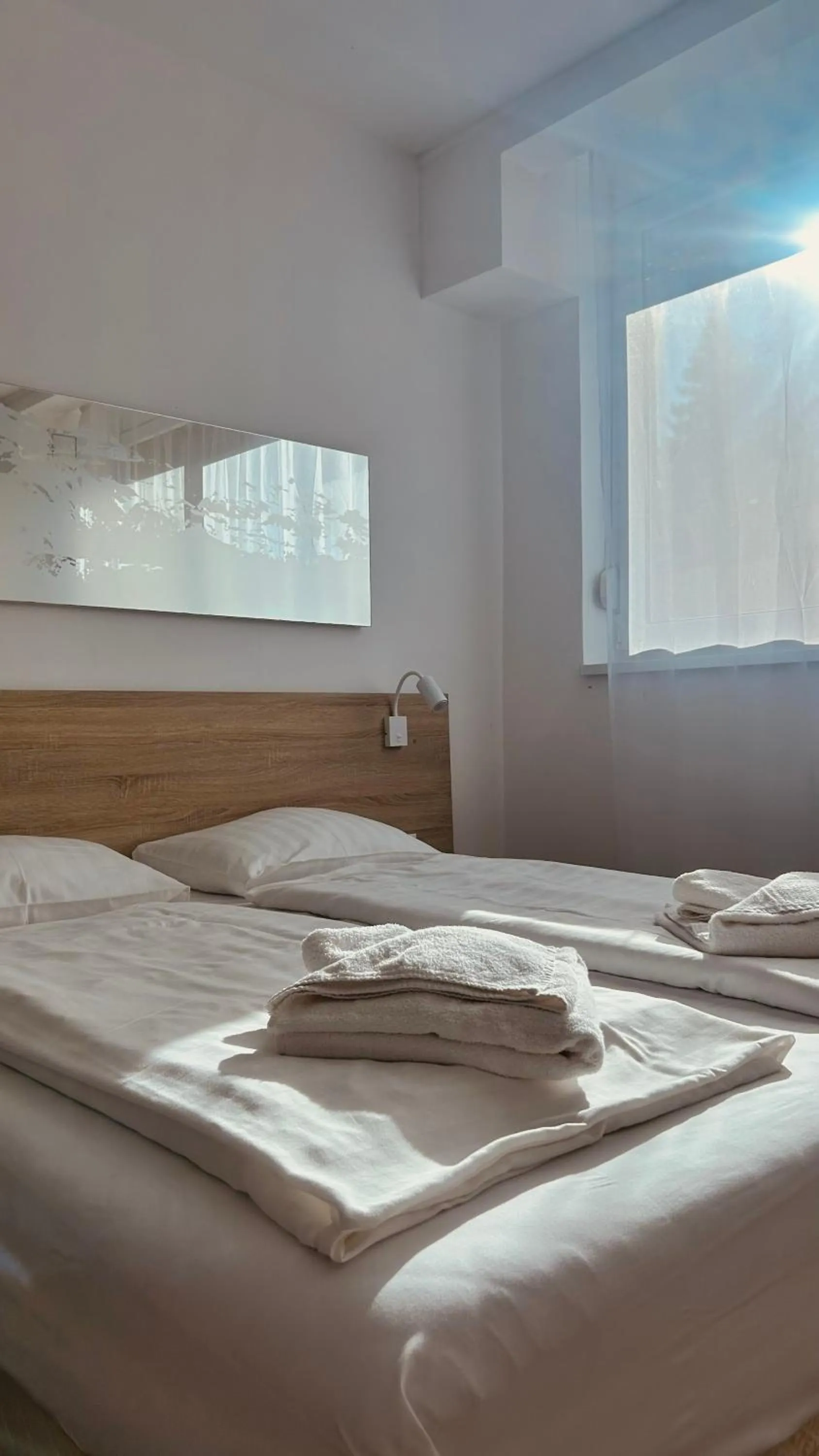 Bed in Öreg-tó Hotel és Rendezvénytér