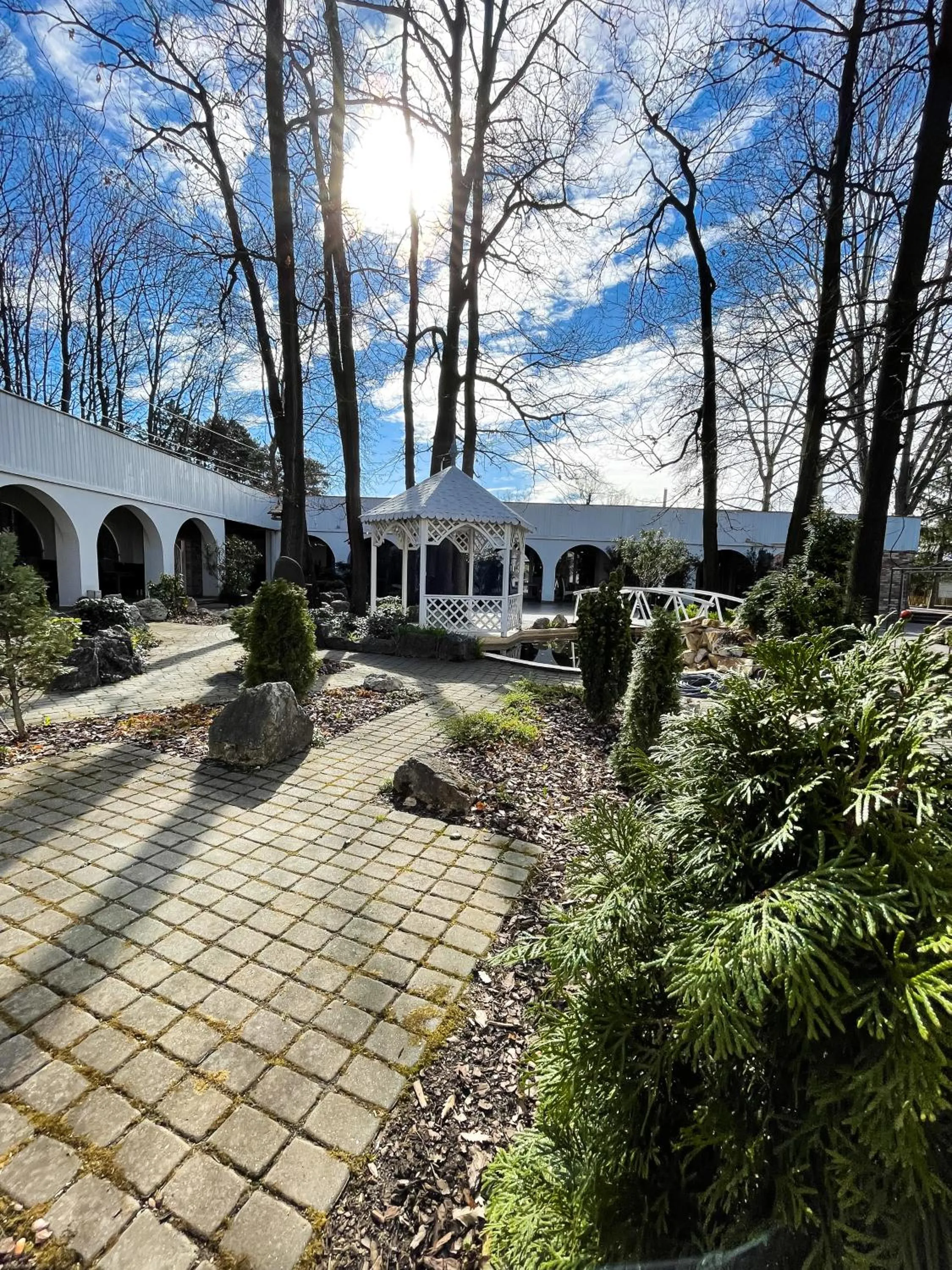 Garden in Öreg-tó Hotel és Rendezvénytér