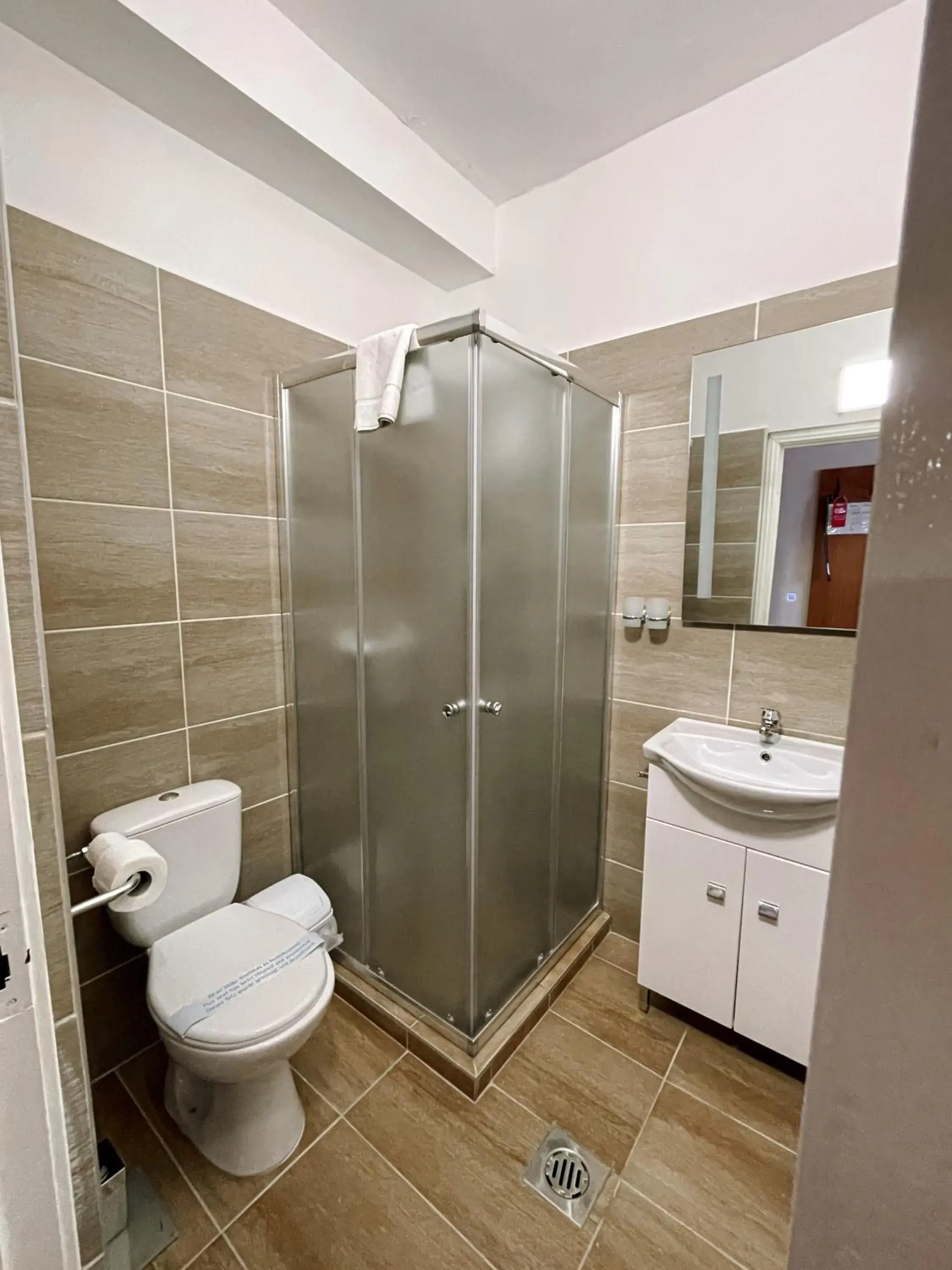 Standard Queen Room in Öreg-tó Hotel és Rendezvénytér Standard Queen Room in Öreg-tó Hotel és Rendezvénytér