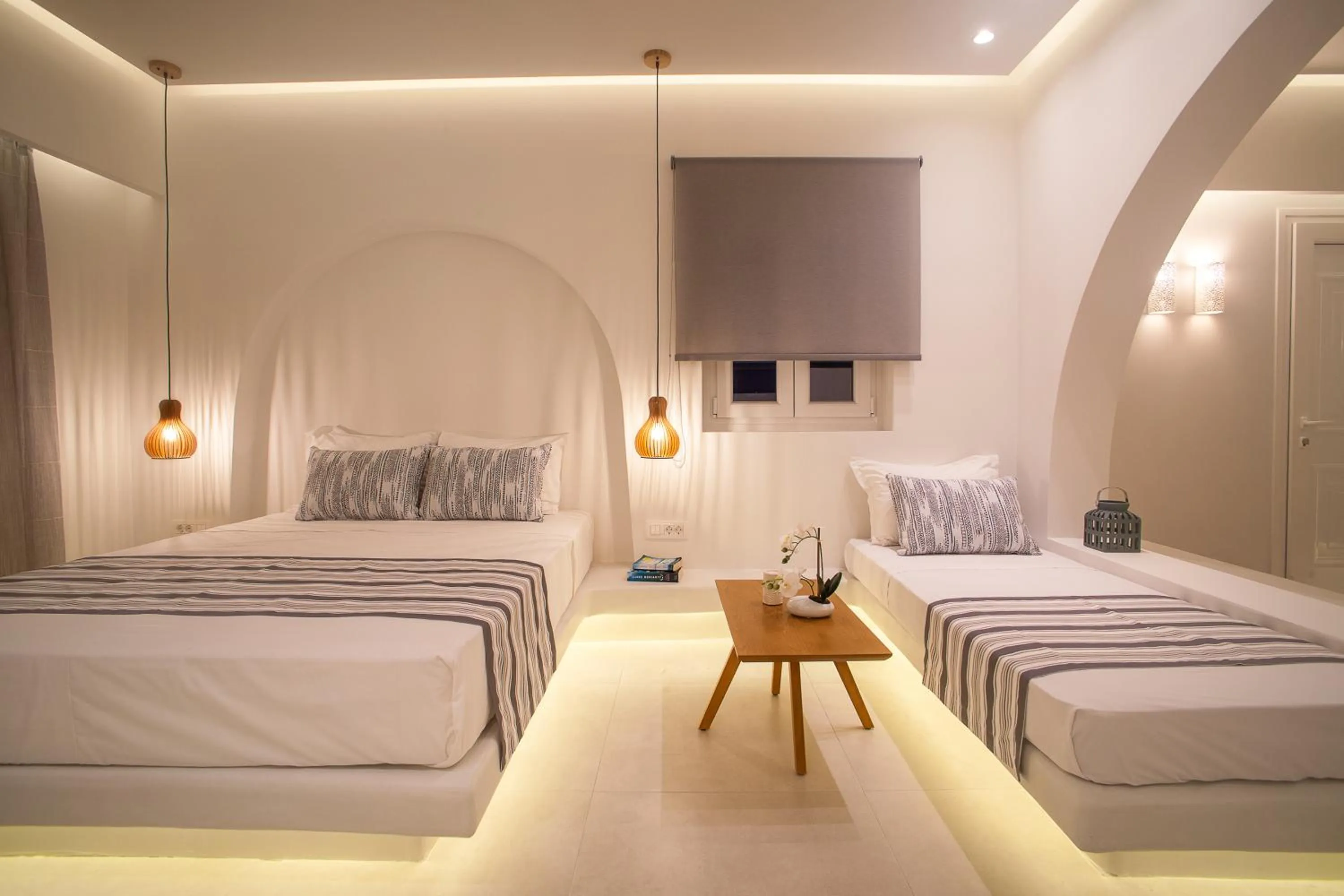 Bedroom, Bed in Margarenia