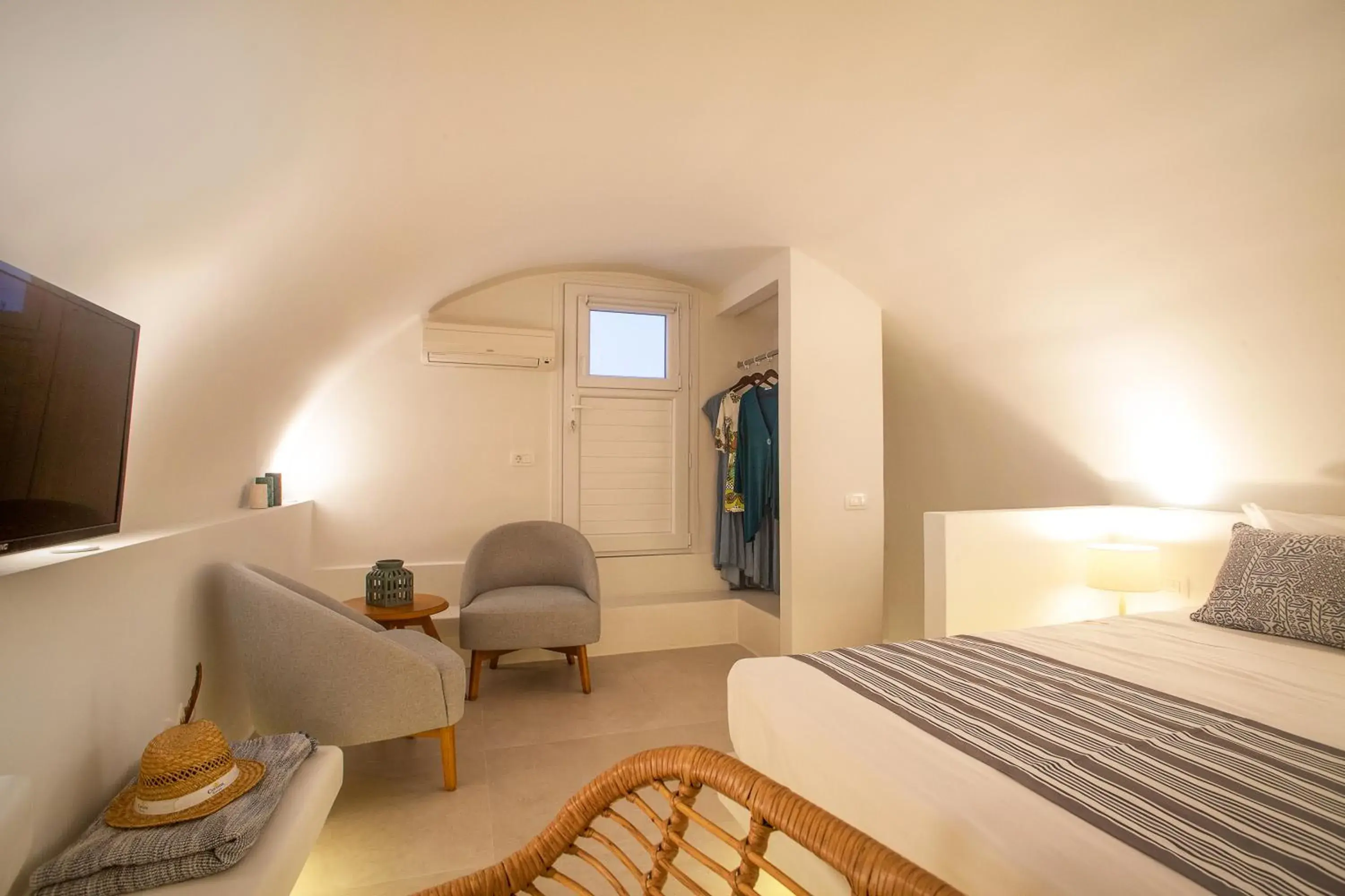 Photo of the whole room, Bed in Margarenia Photo of the whole room, Bed in Margarenia