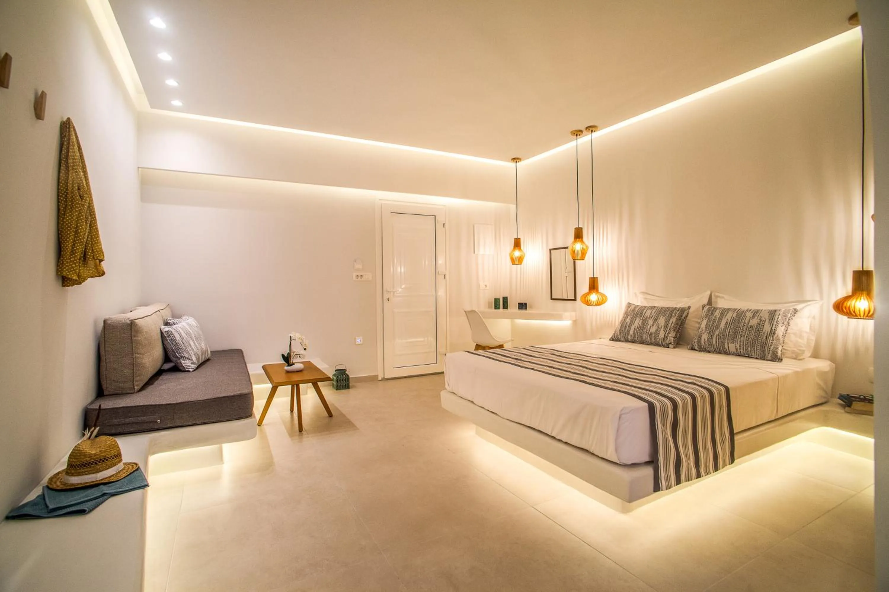 Photo of the whole room, Bed in Margarenia