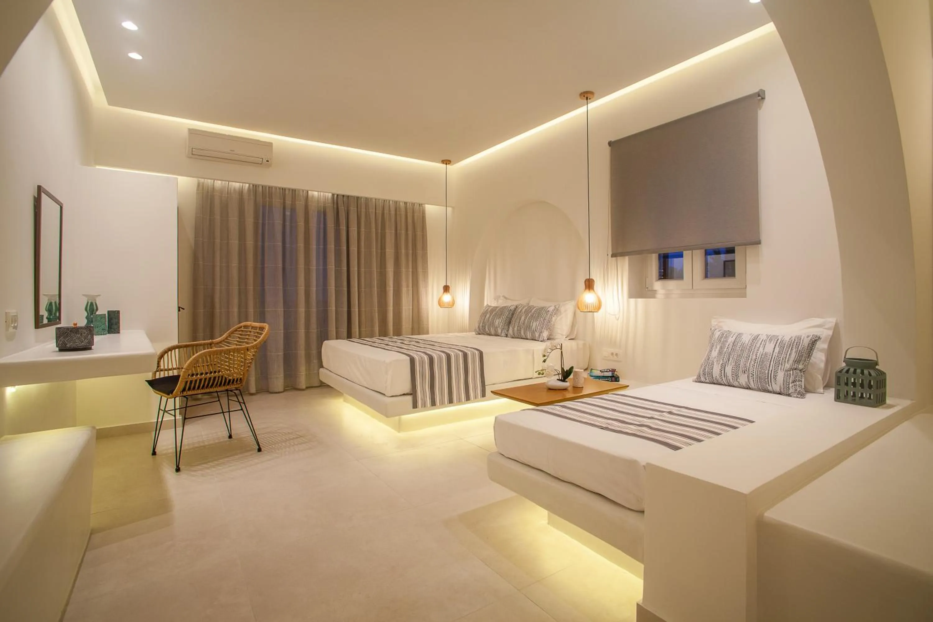 Photo of the whole room, Bed in Margarenia