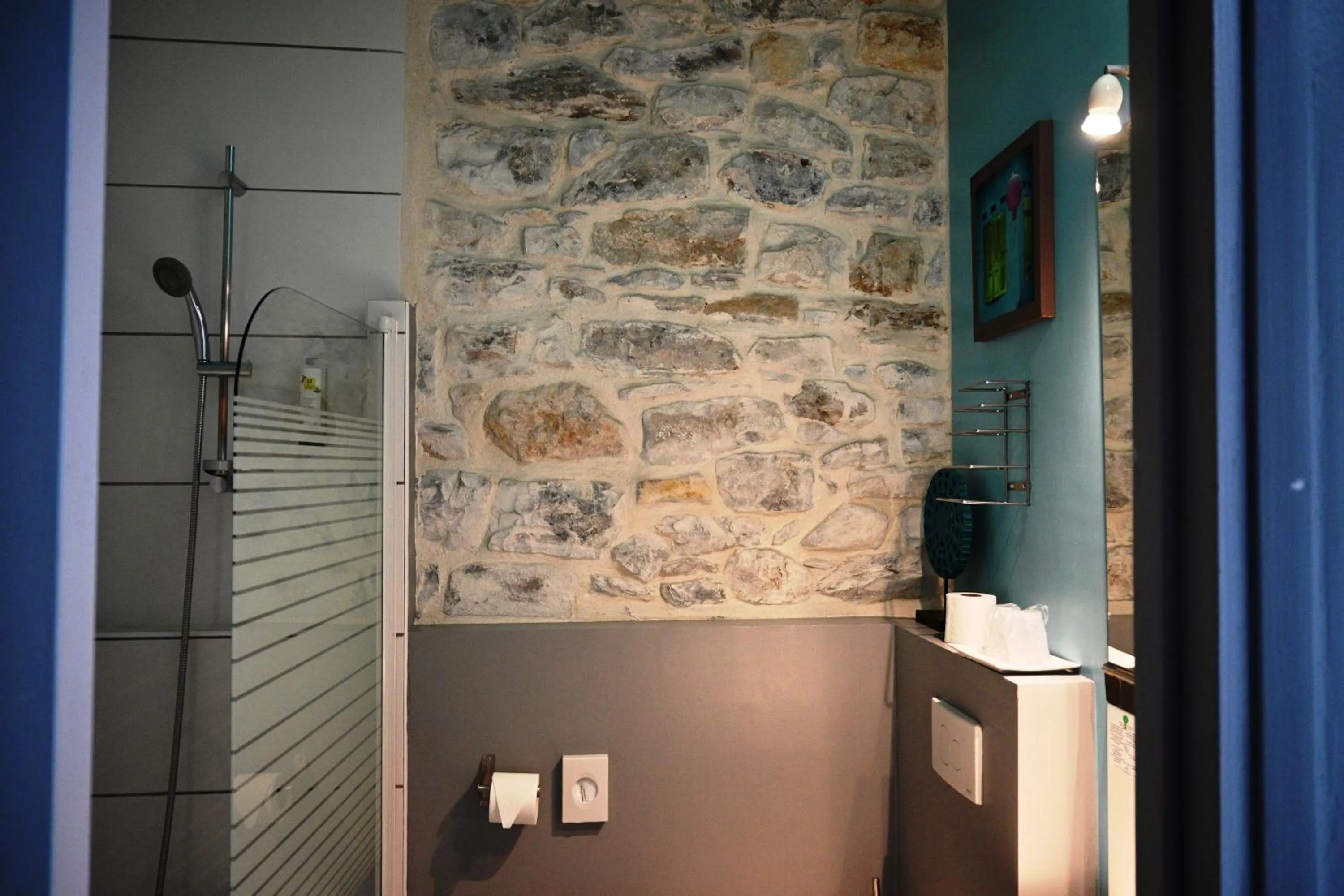 Bathroom in Logis Hôtel des Causses