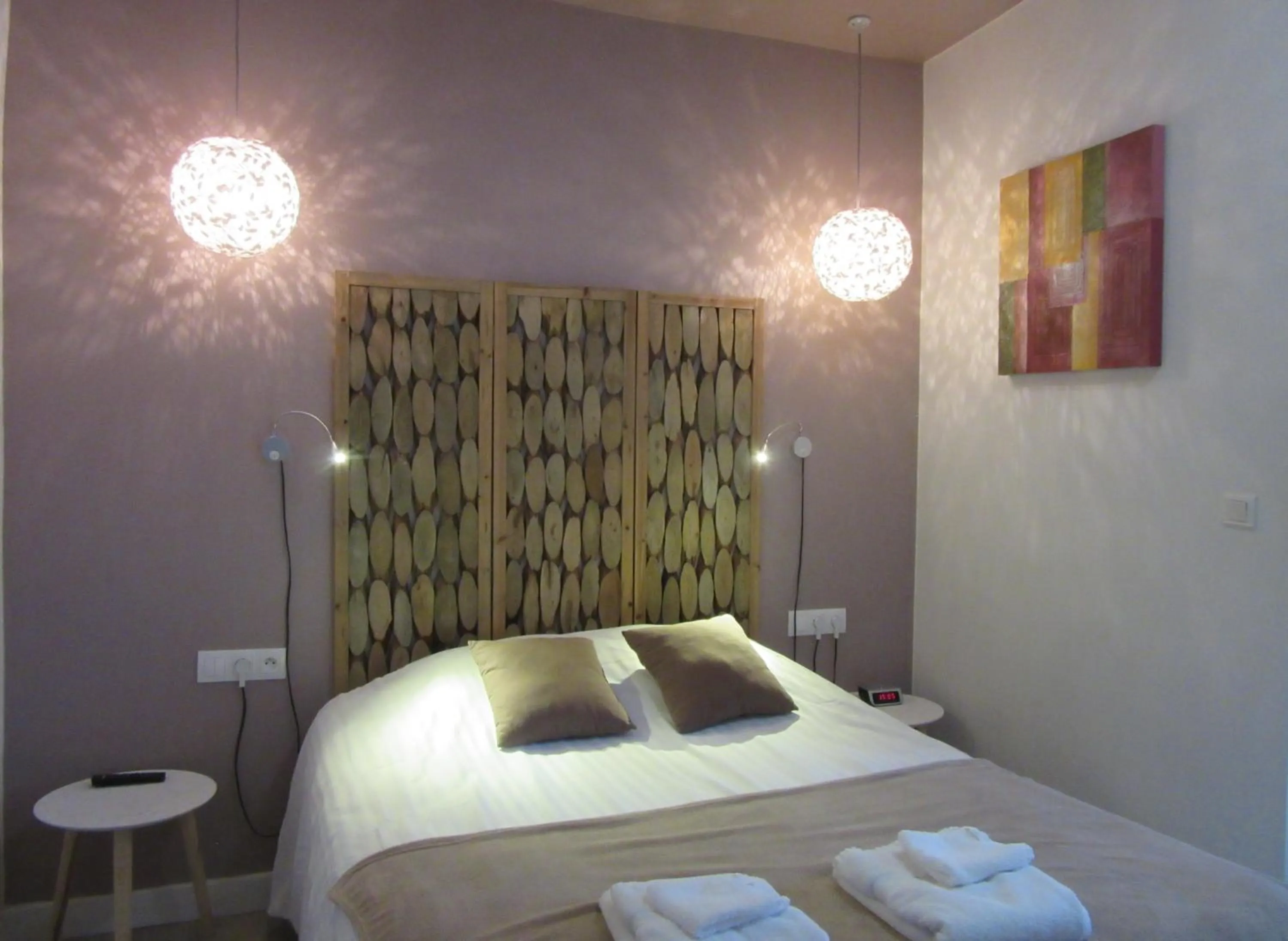 Bedroom, Bed in Logis Hôtel des Causses