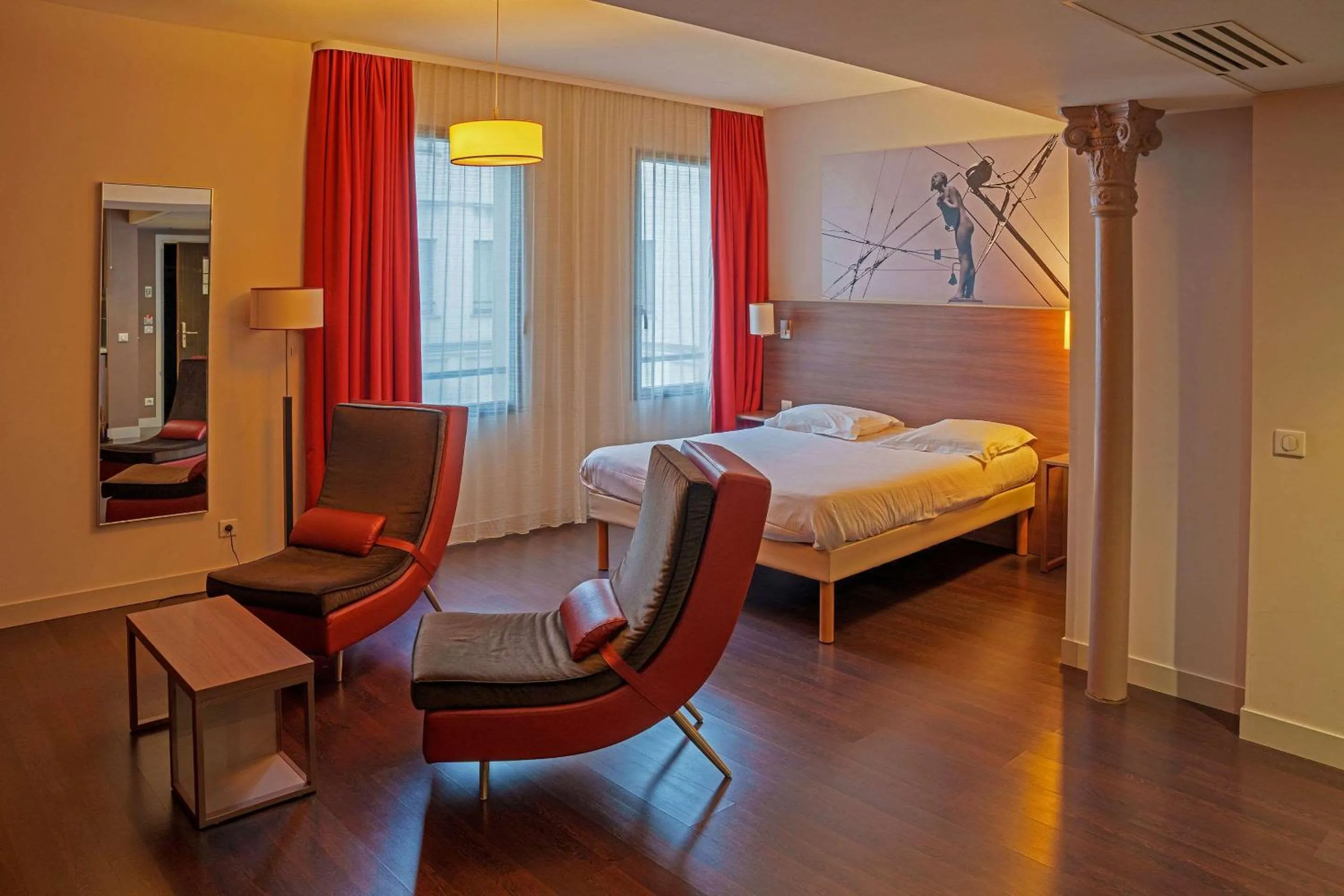 Bedroom, Bed in Comfort Aparthotel Saint-Etienne