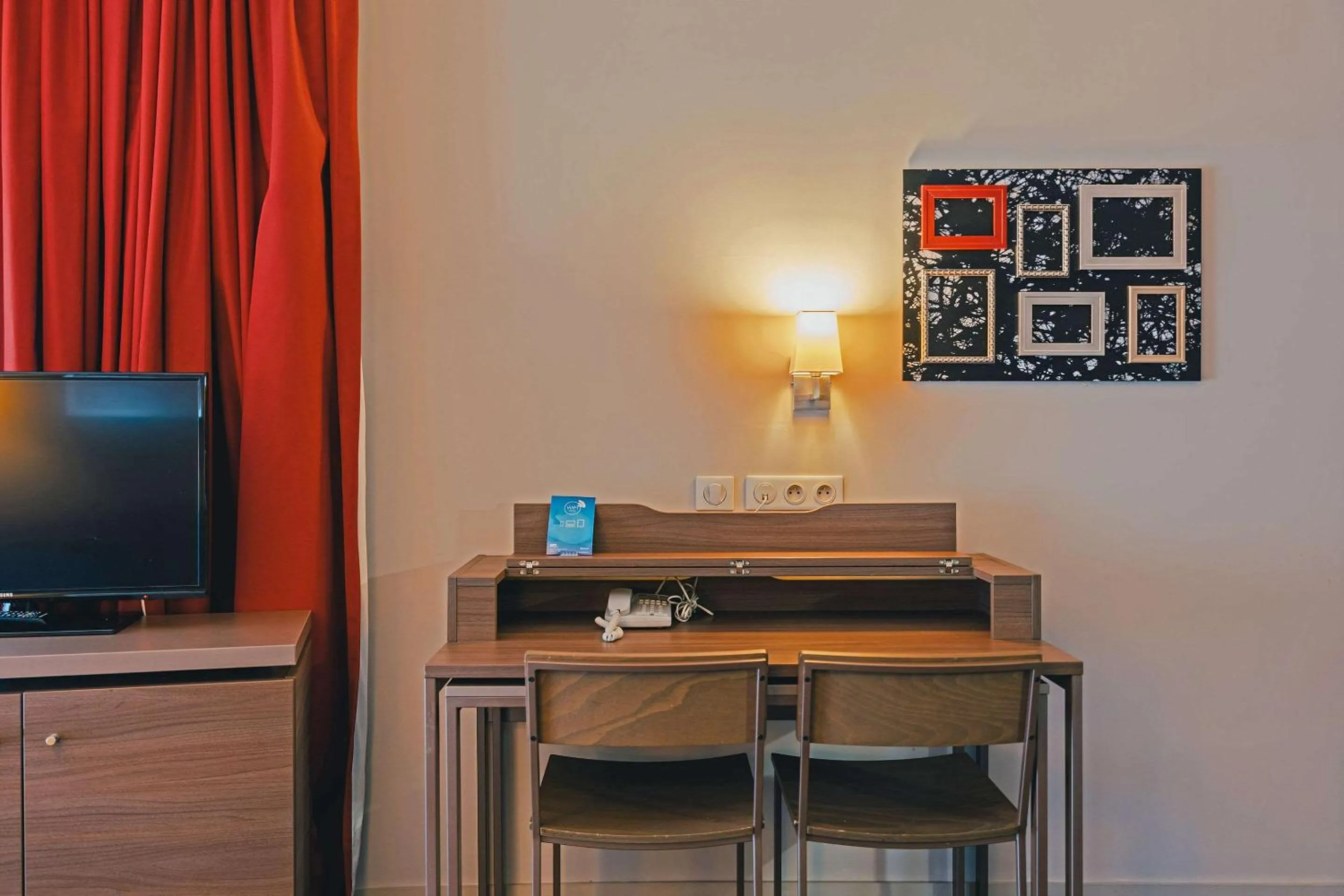 Bedroom in Comfort Aparthotel Saint-Etienne