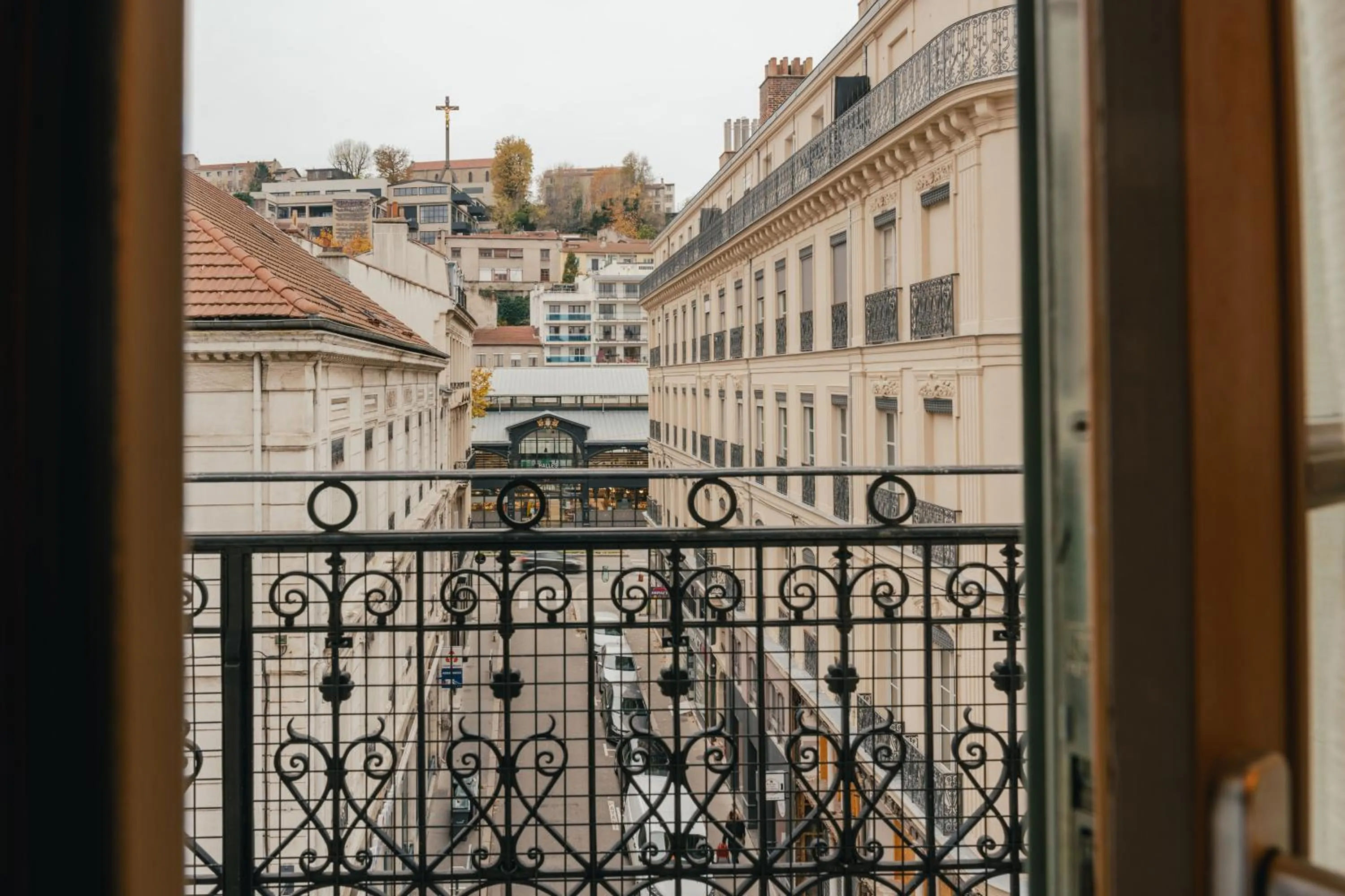 City view in Comfort Aparthotel Saint-Etienne
