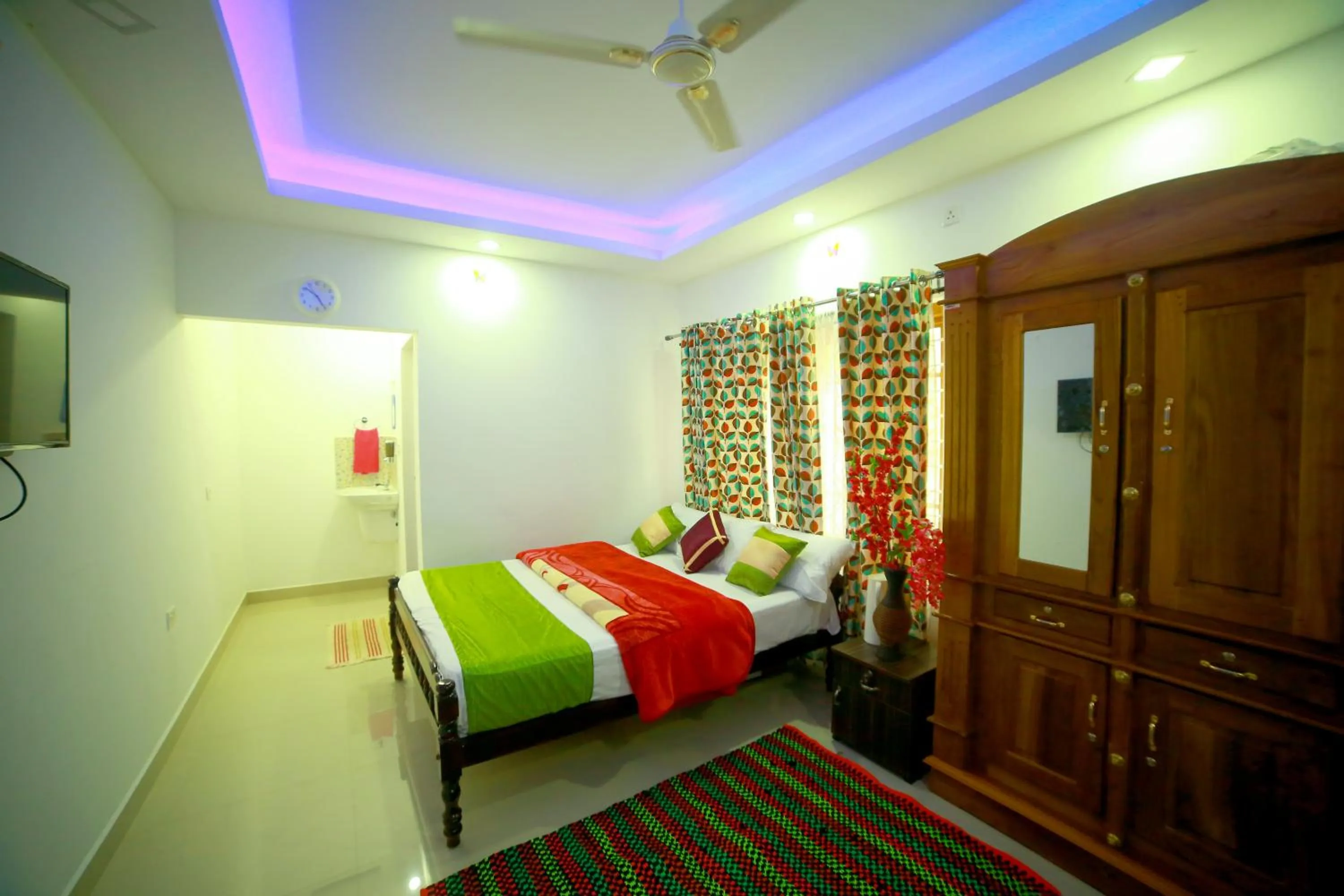 Bed in Arabian Nights Munnar Pool Villa