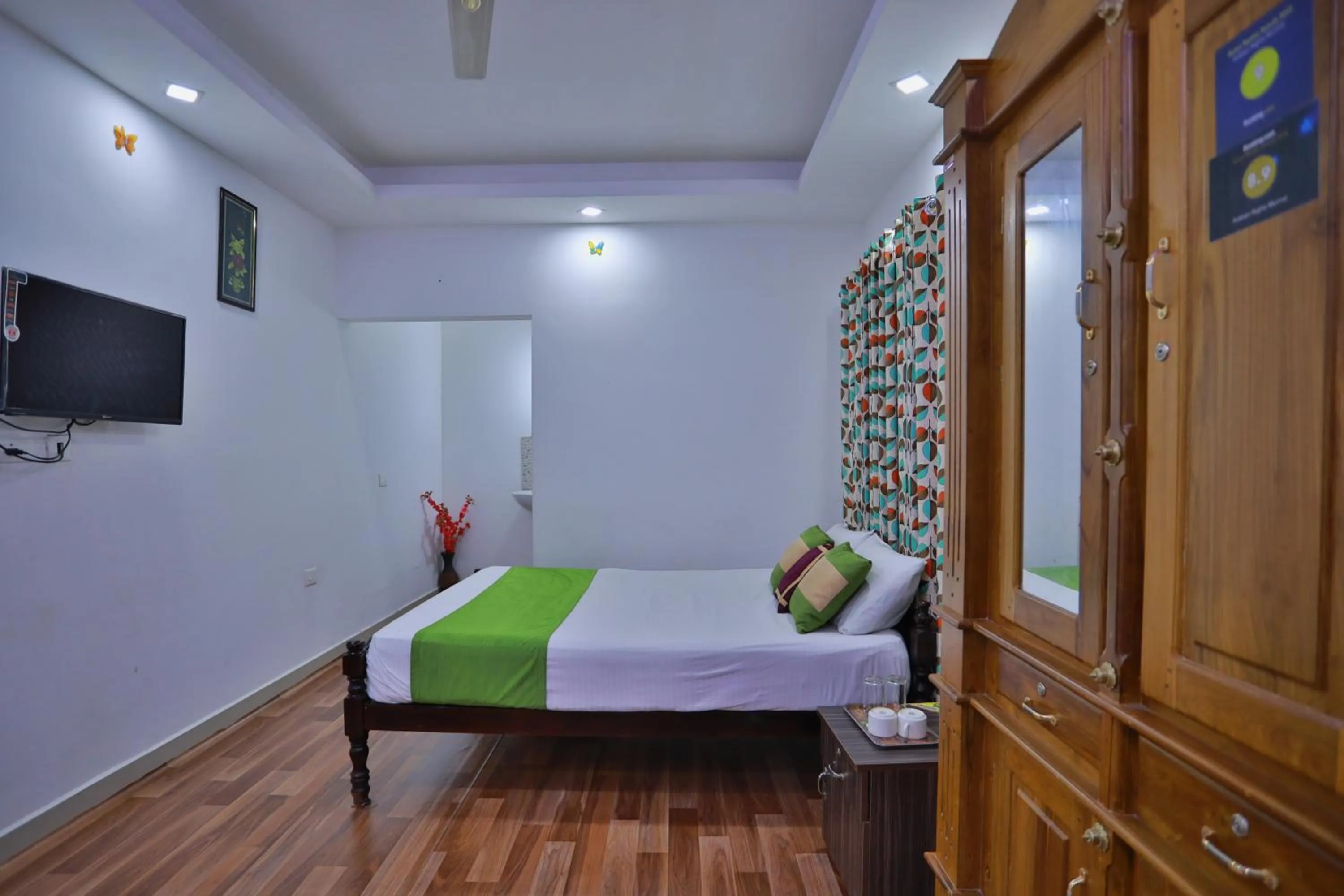 Bed in Arabian Nights Munnar Pool Villa