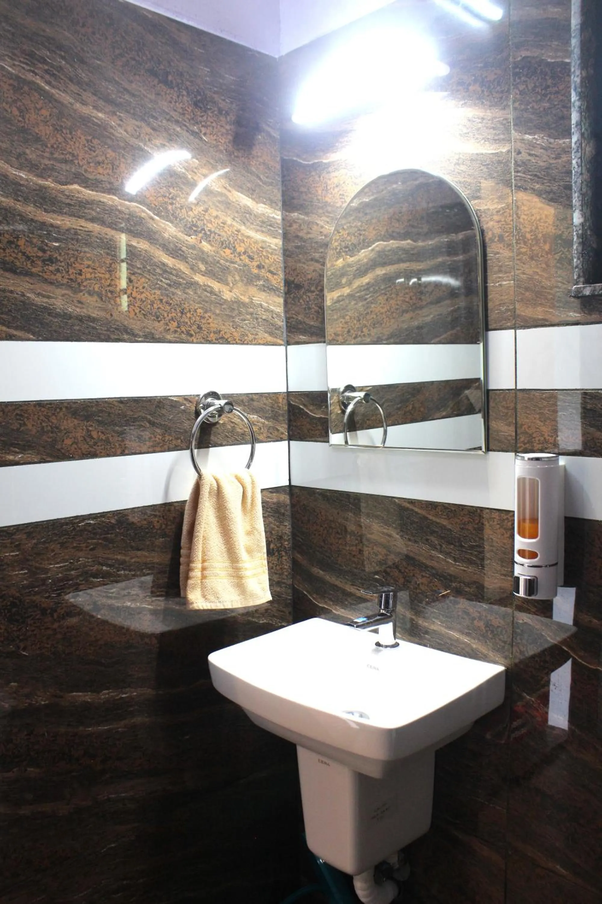 Toilet in Arabian Nights Munnar Pool Villa