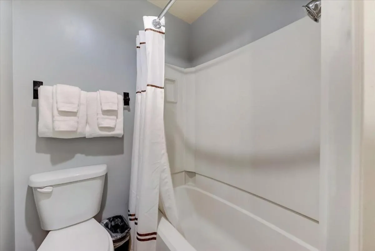 Bathroom in Shadow Ridge by All Seasons Resort Lodging