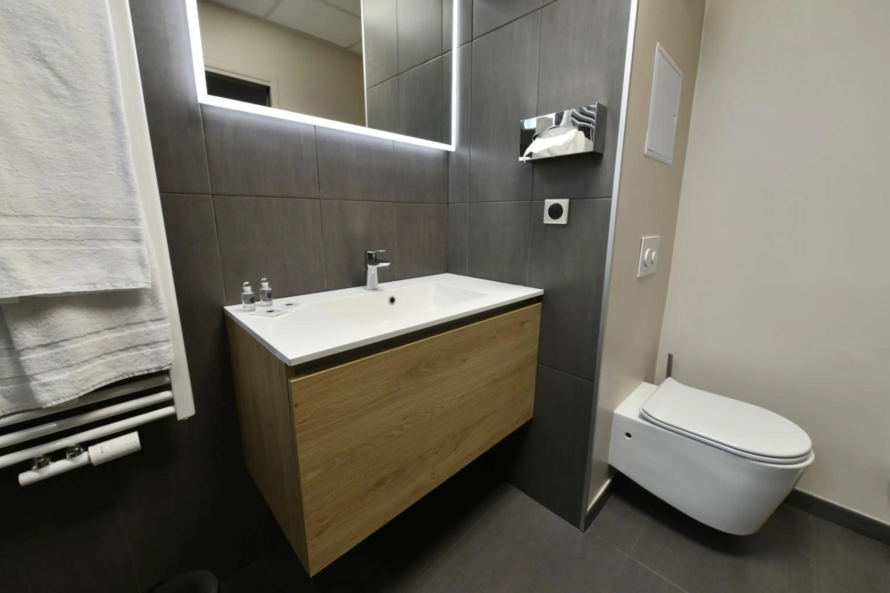 Bathroom in In Situ Hotel