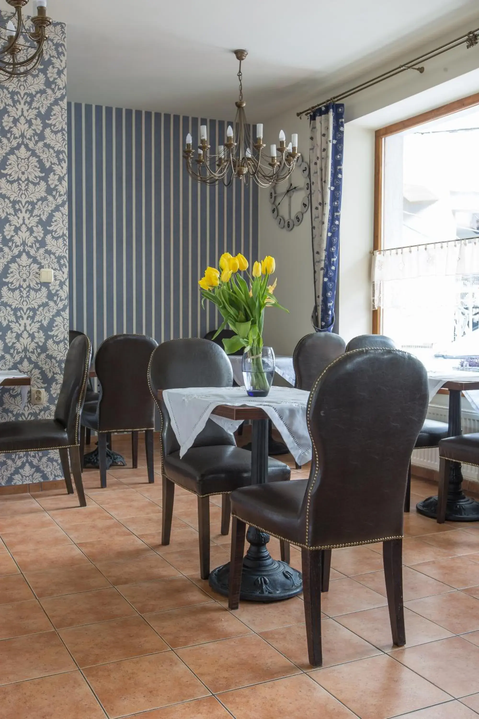 Restaurant/places to eat in Willa Labelle Restaurant/places to eat in Willa Labelle